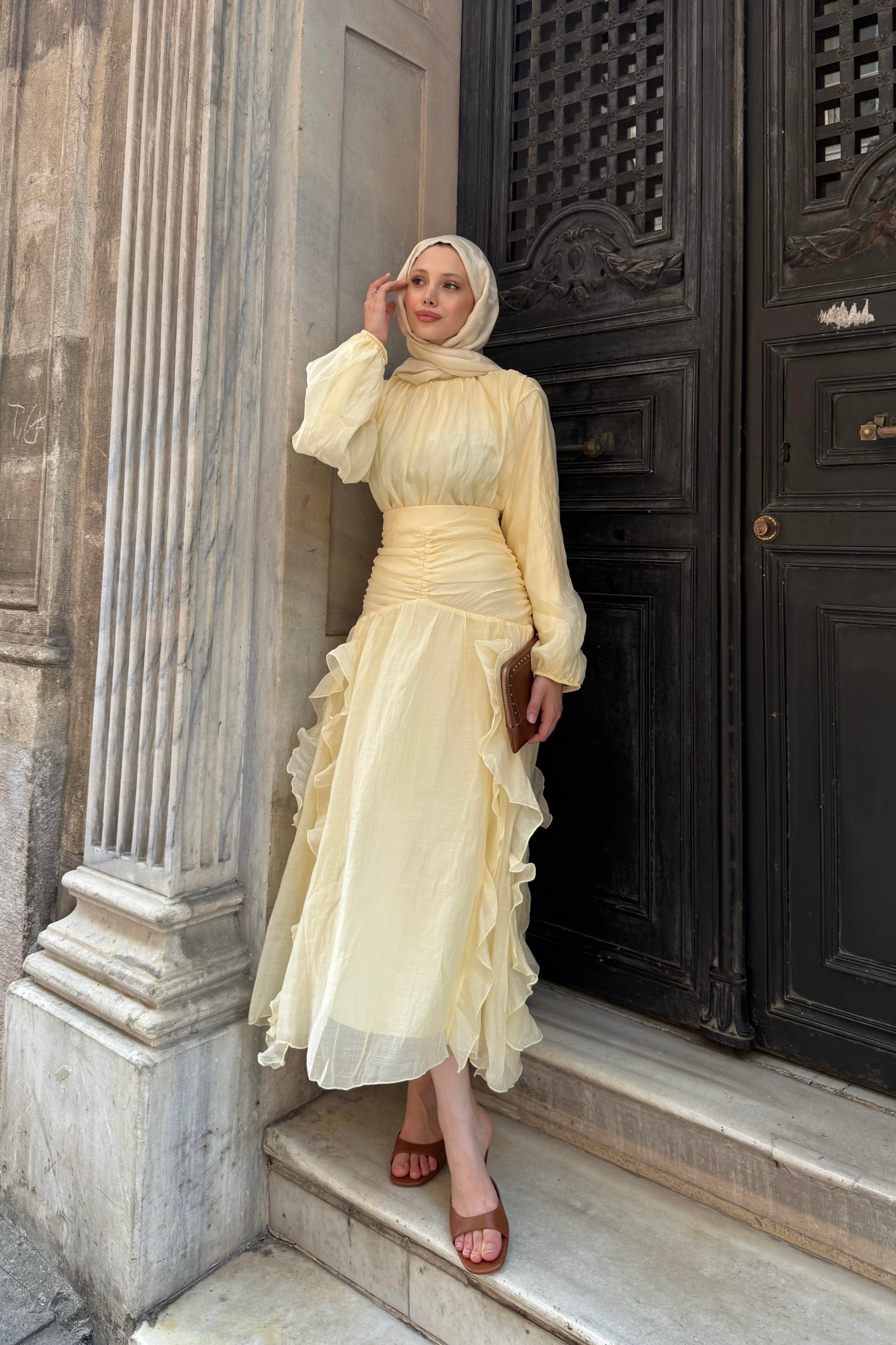 BELLA TAKIM - SARI
