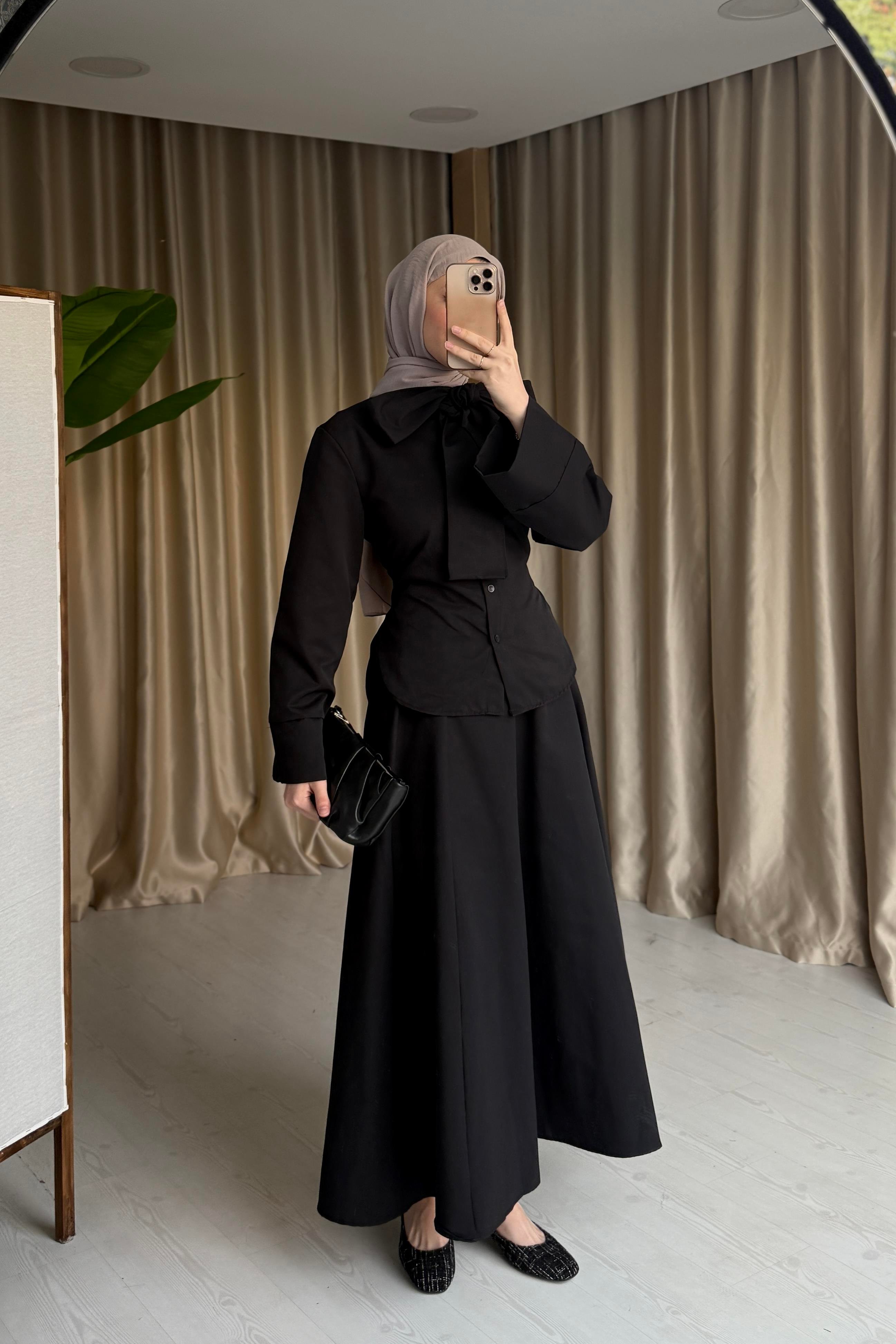 FİYONK ETEKLİ TAKIM - SİYAH