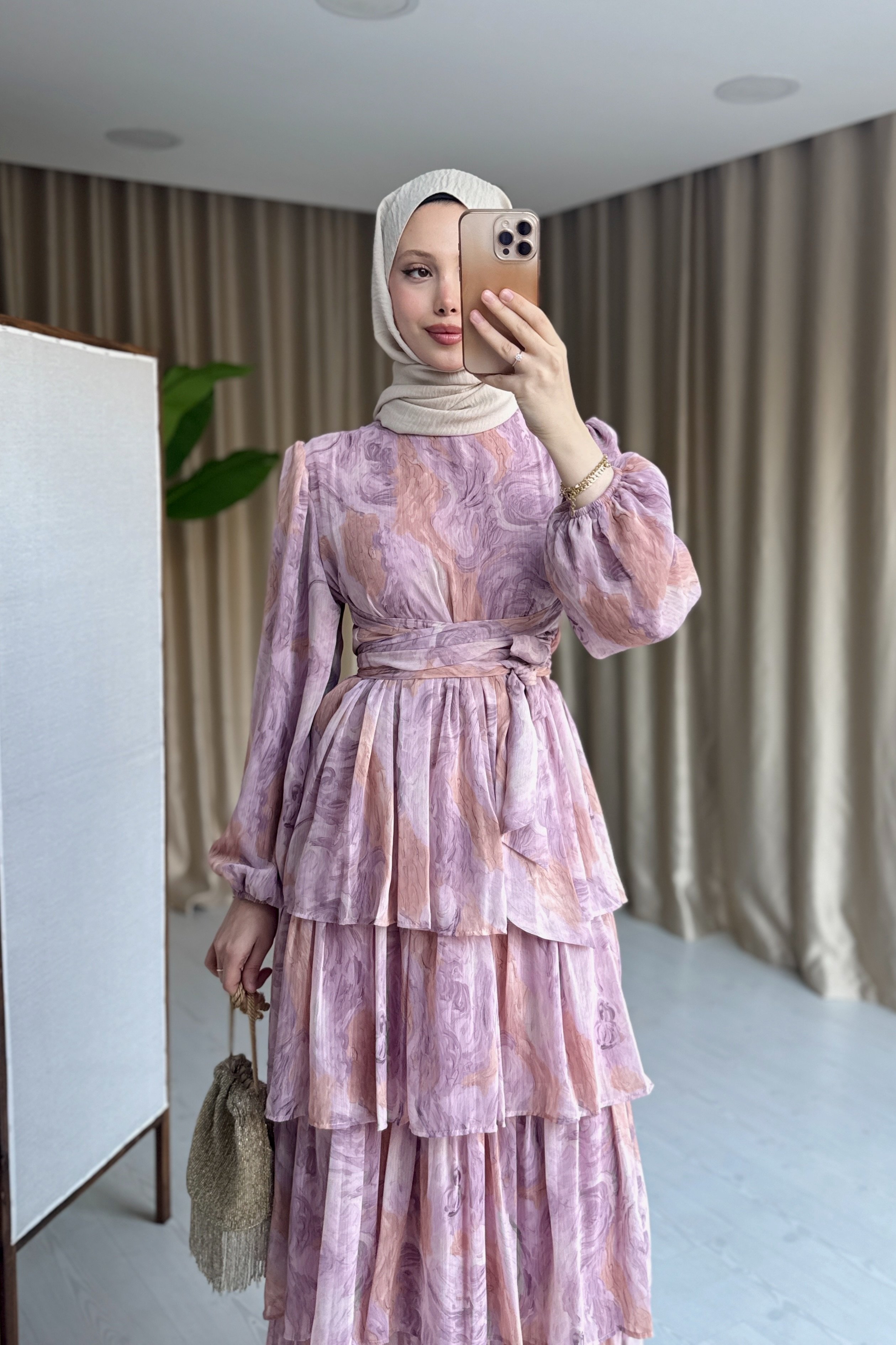 KAT KAT BAĞLAMALI ELBİSE - PEMBE DESEN