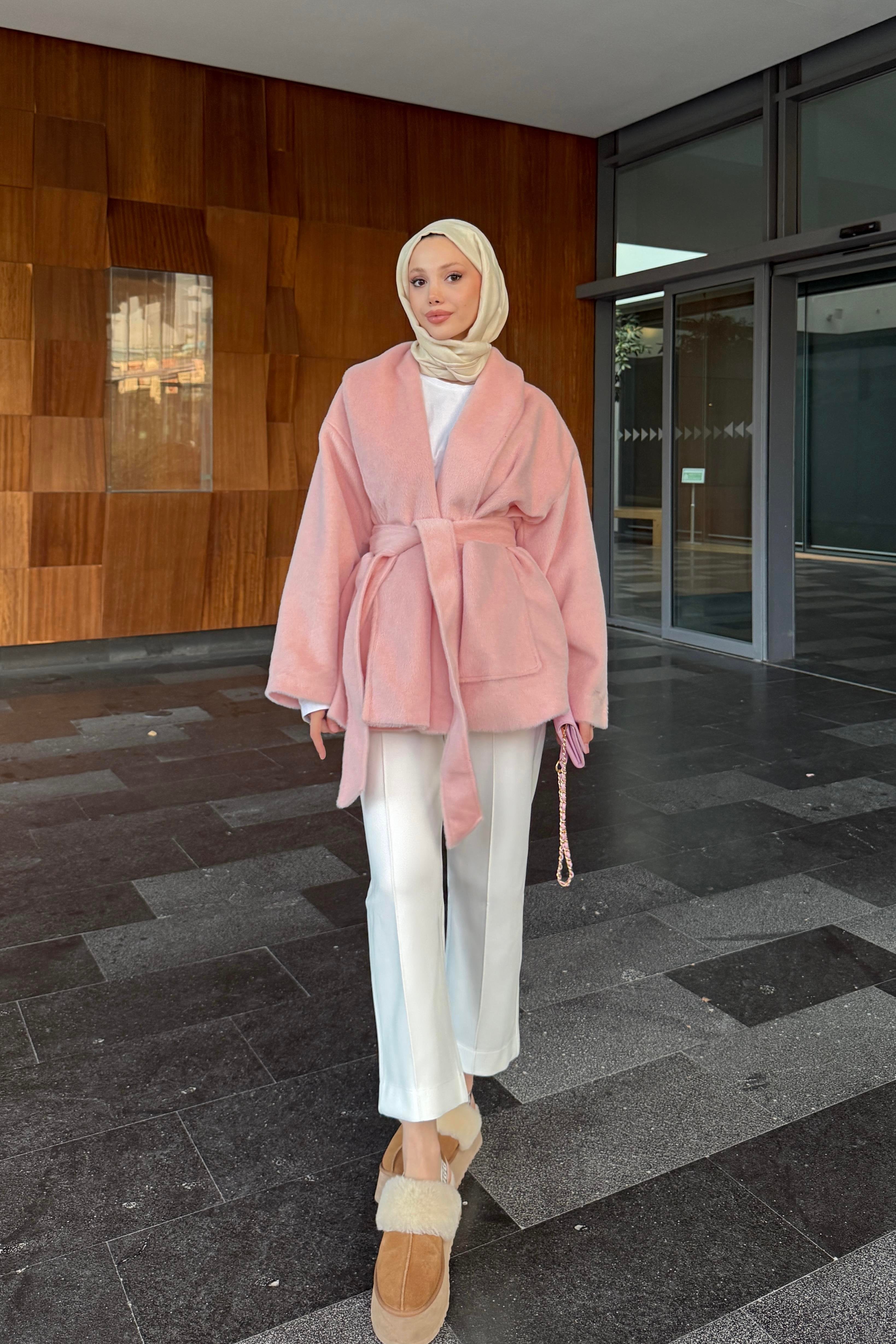 KUŞAKLI SUNİ KÜRKLÜ CEKET - PEMBE