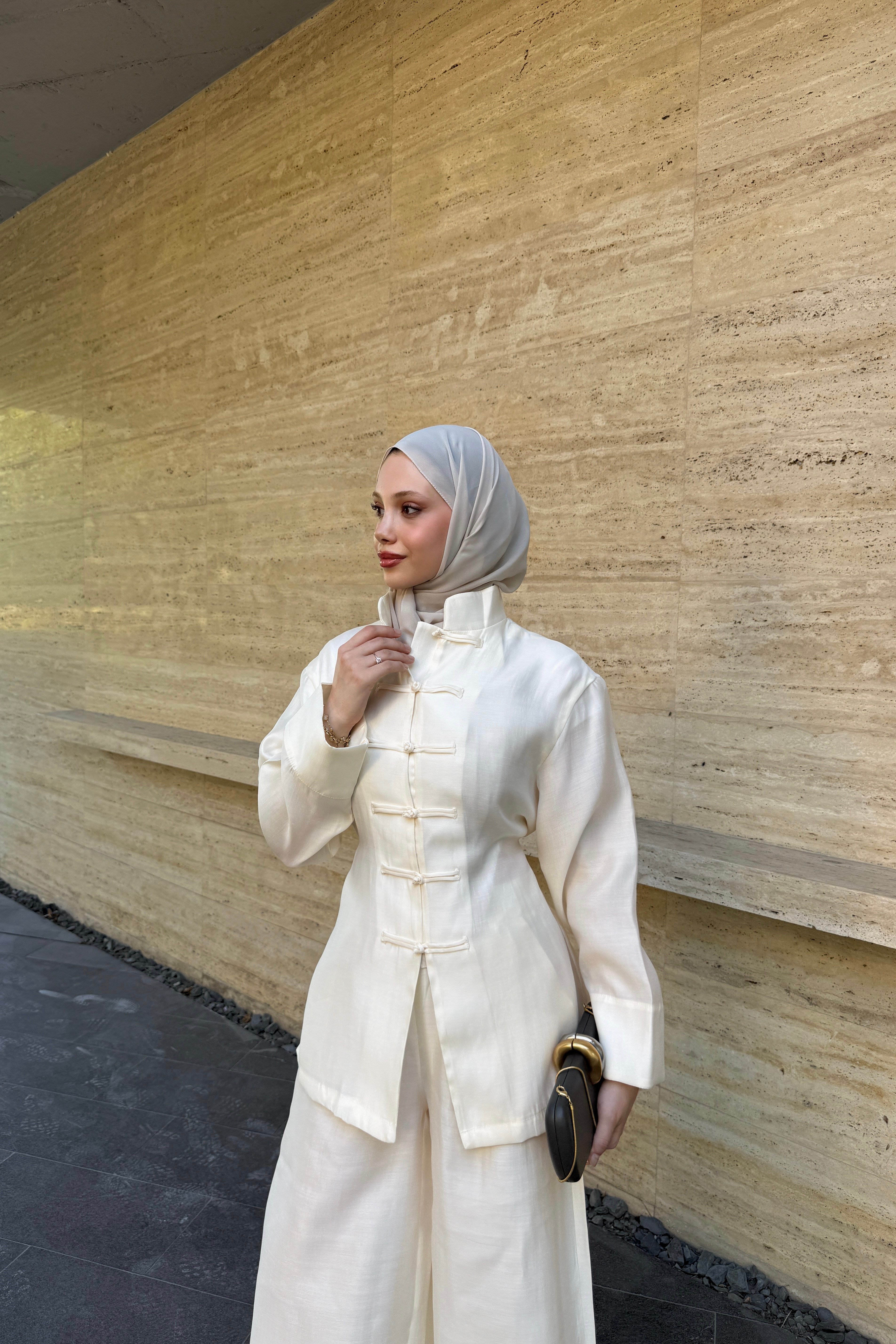 SAHRA TAKIM - KREM