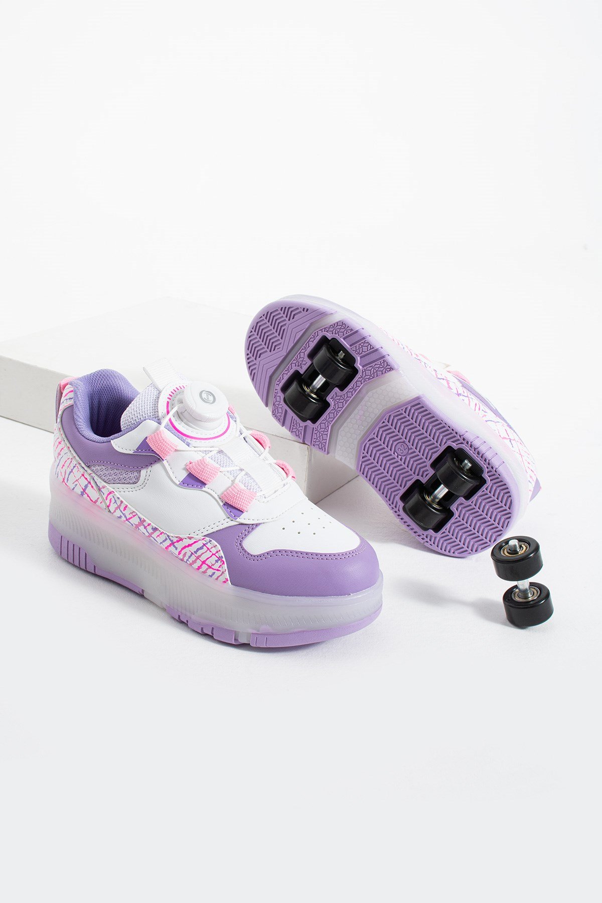 Çocuk Patenli Işıklı Spor Ayakkabı 4 Tekerlekli Çıkarılabilir Tekerlekli Sneaker