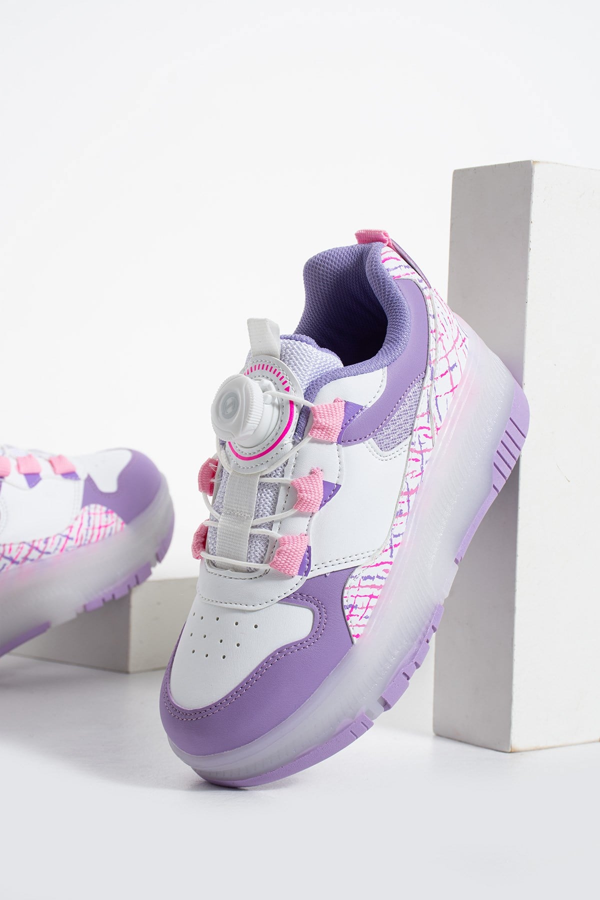 Çocuk Patenli Işıklı Spor Ayakkabı 4 Tekerlekli Çıkarılabilir Tekerlekli Sneaker