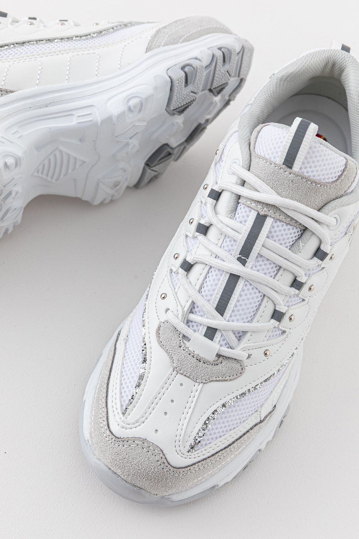 Kadın Günlük Beyaz Sneaker Bağcıklı Rahat Spor Ayakkabı
