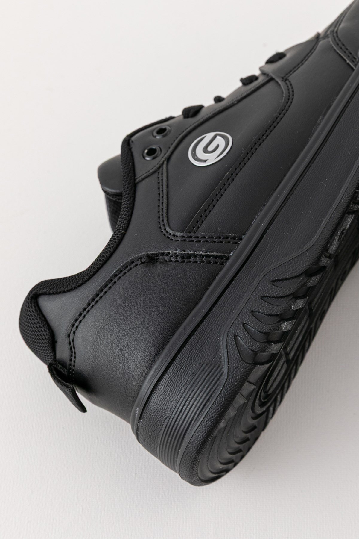 Kadın Günlük Siyah Sneaker Bağcıklı Rahat Spor Ayakkabı