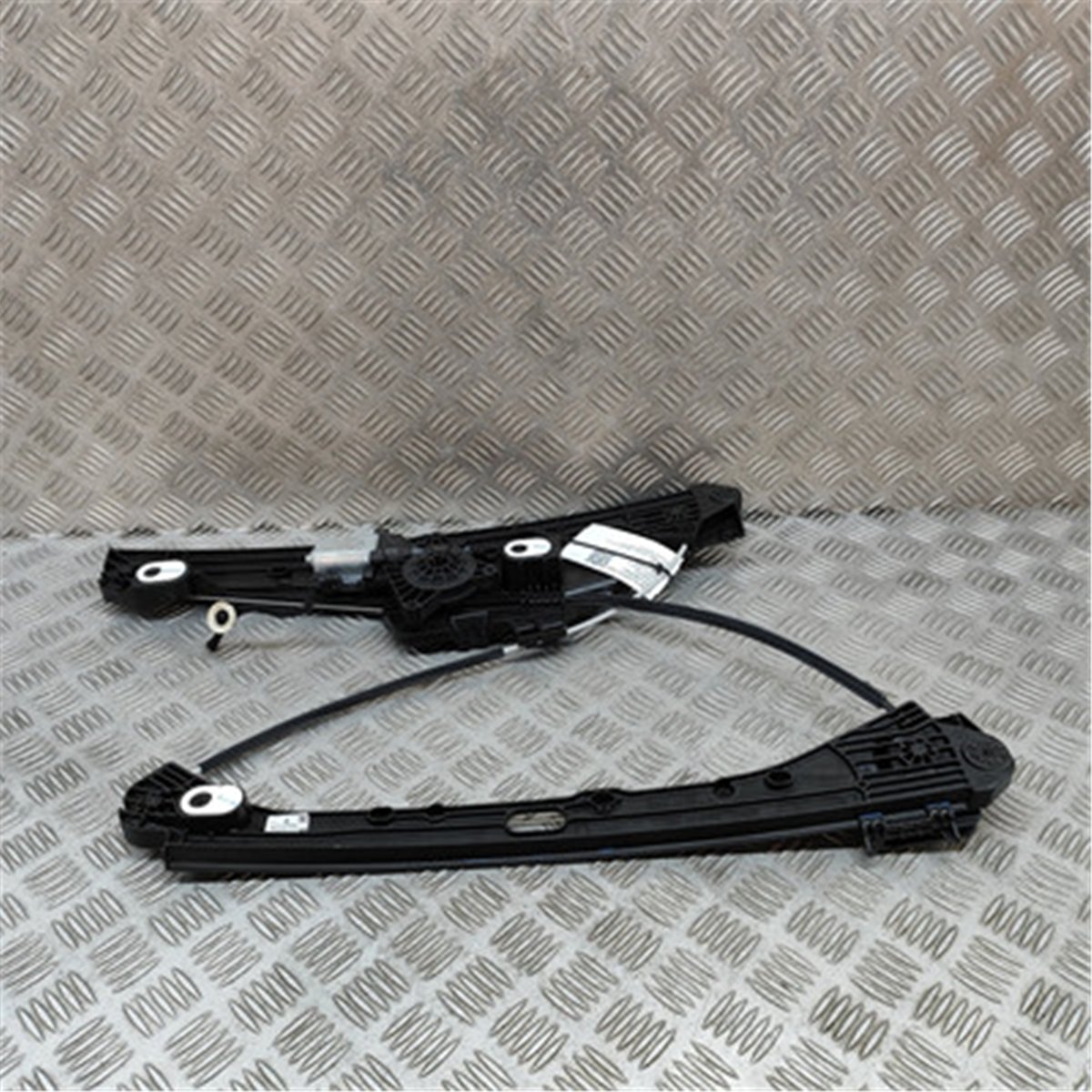 PSA 3008 2024 SONRASI SAG ARKA CAM MOTORU