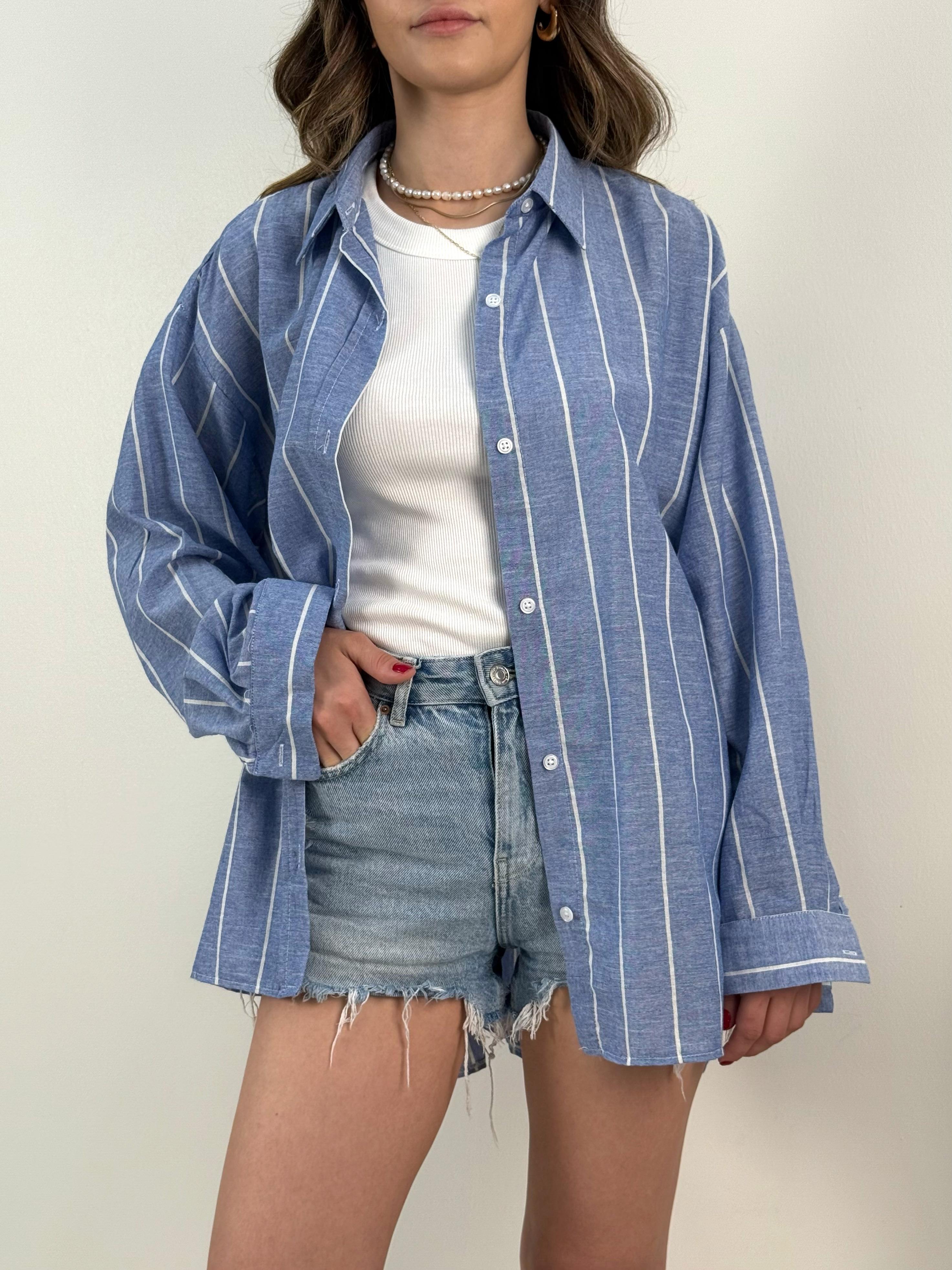 Mavi Çizgili Oversize Gömlek