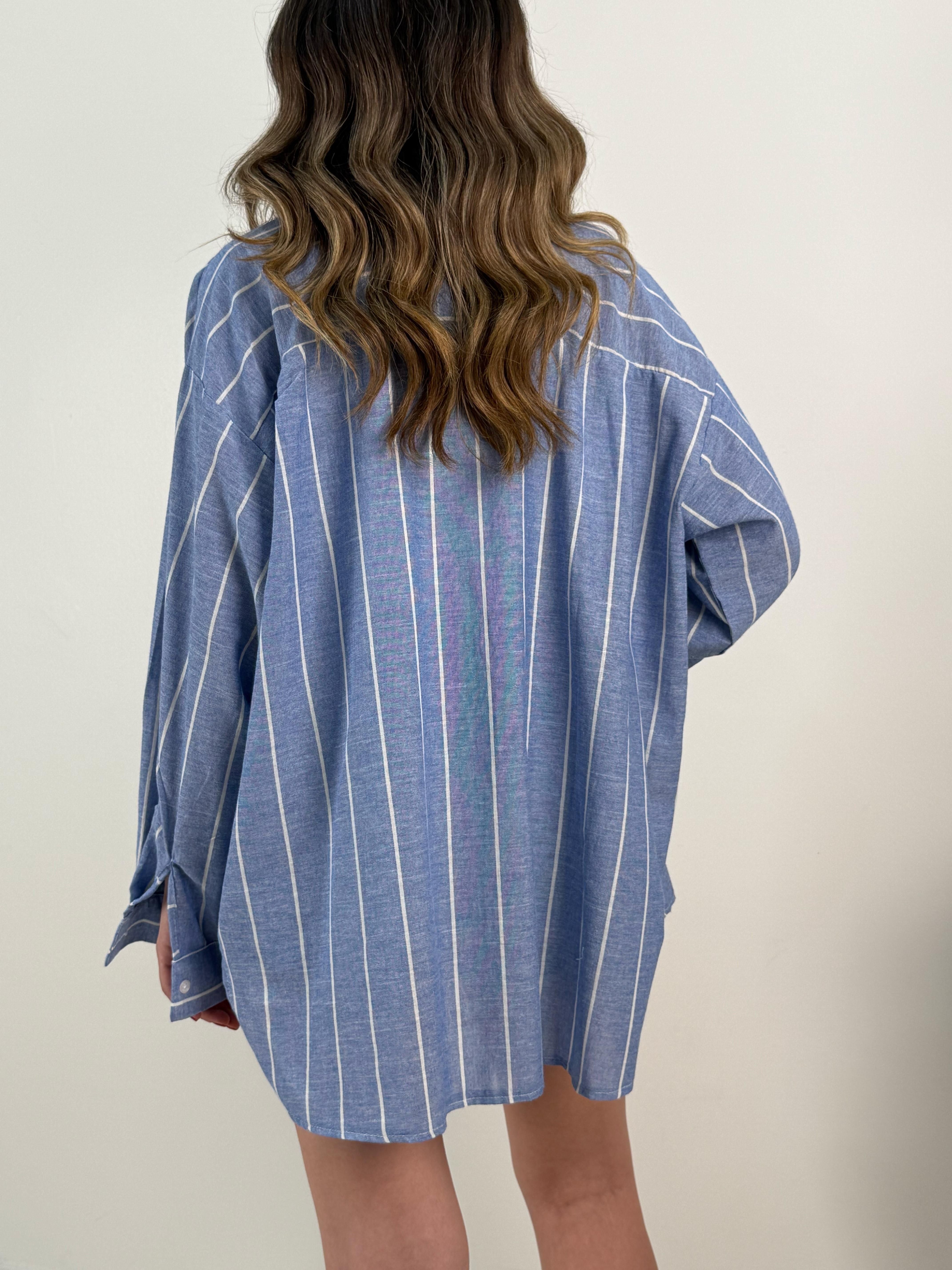 Mavi Çizgili Oversize Gömlek