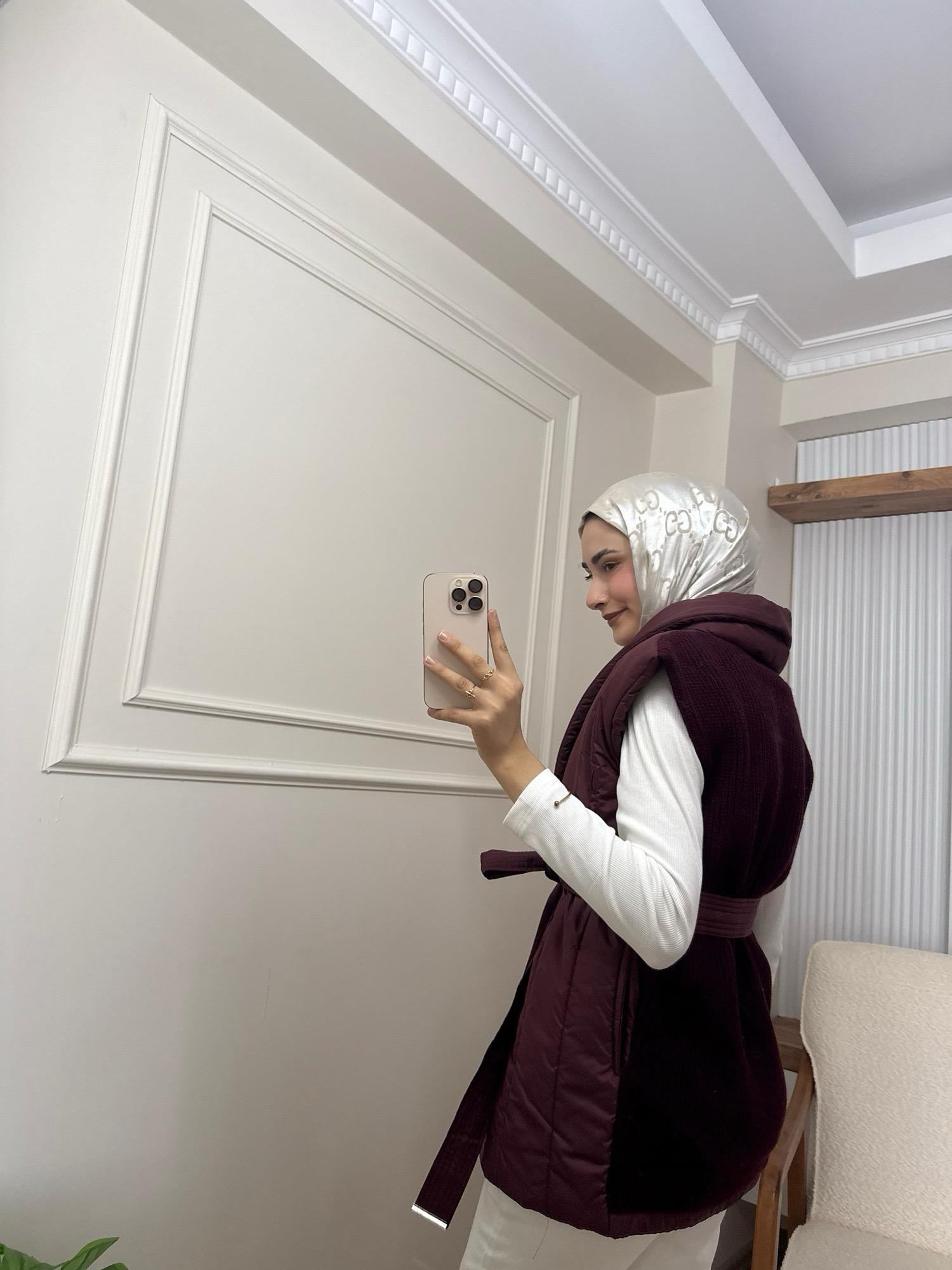 Darla Triko Detaylı Yelek | Bordo