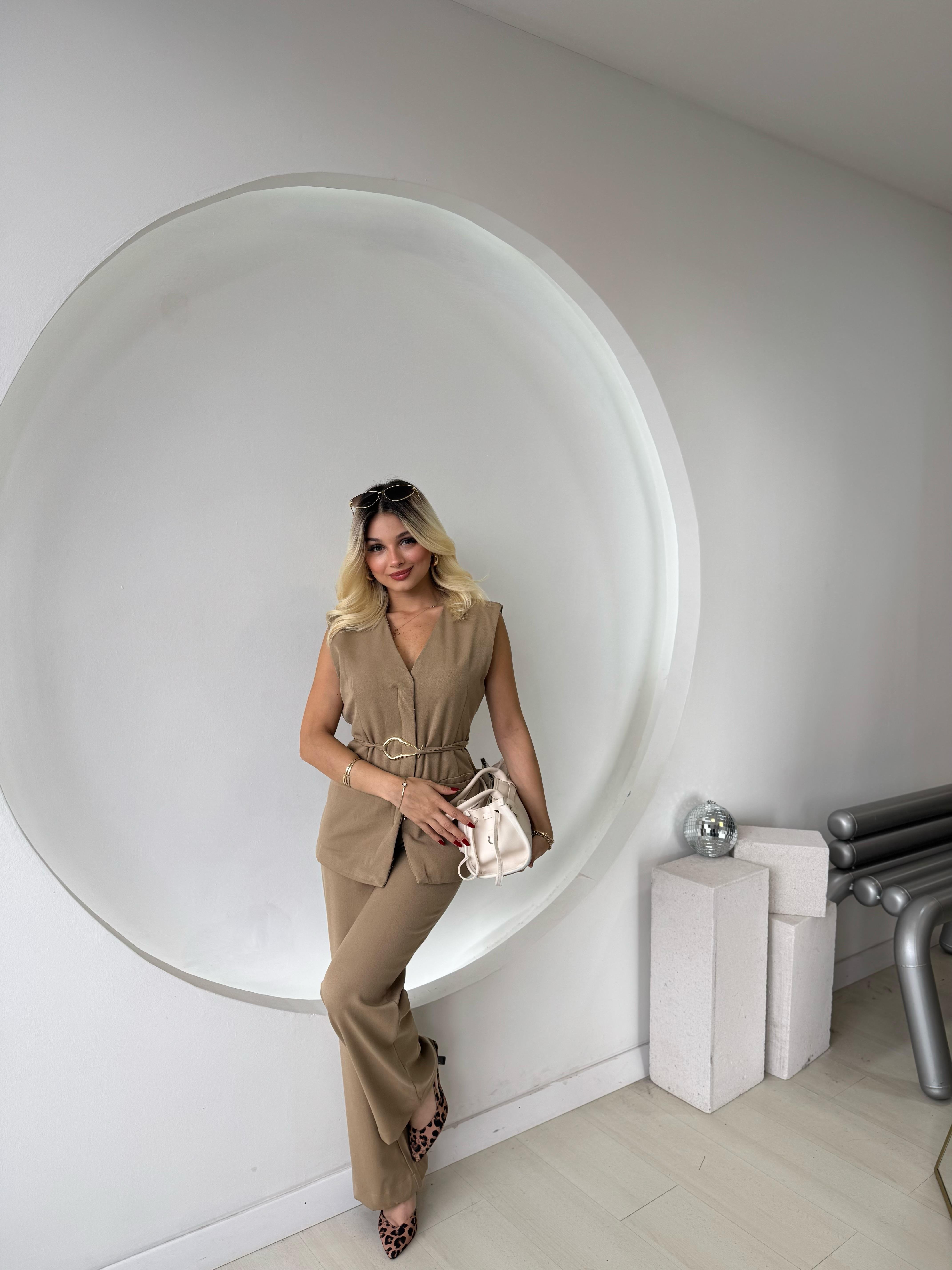 Camel Gizli Fermuarlı Yelek Pantolon Takım