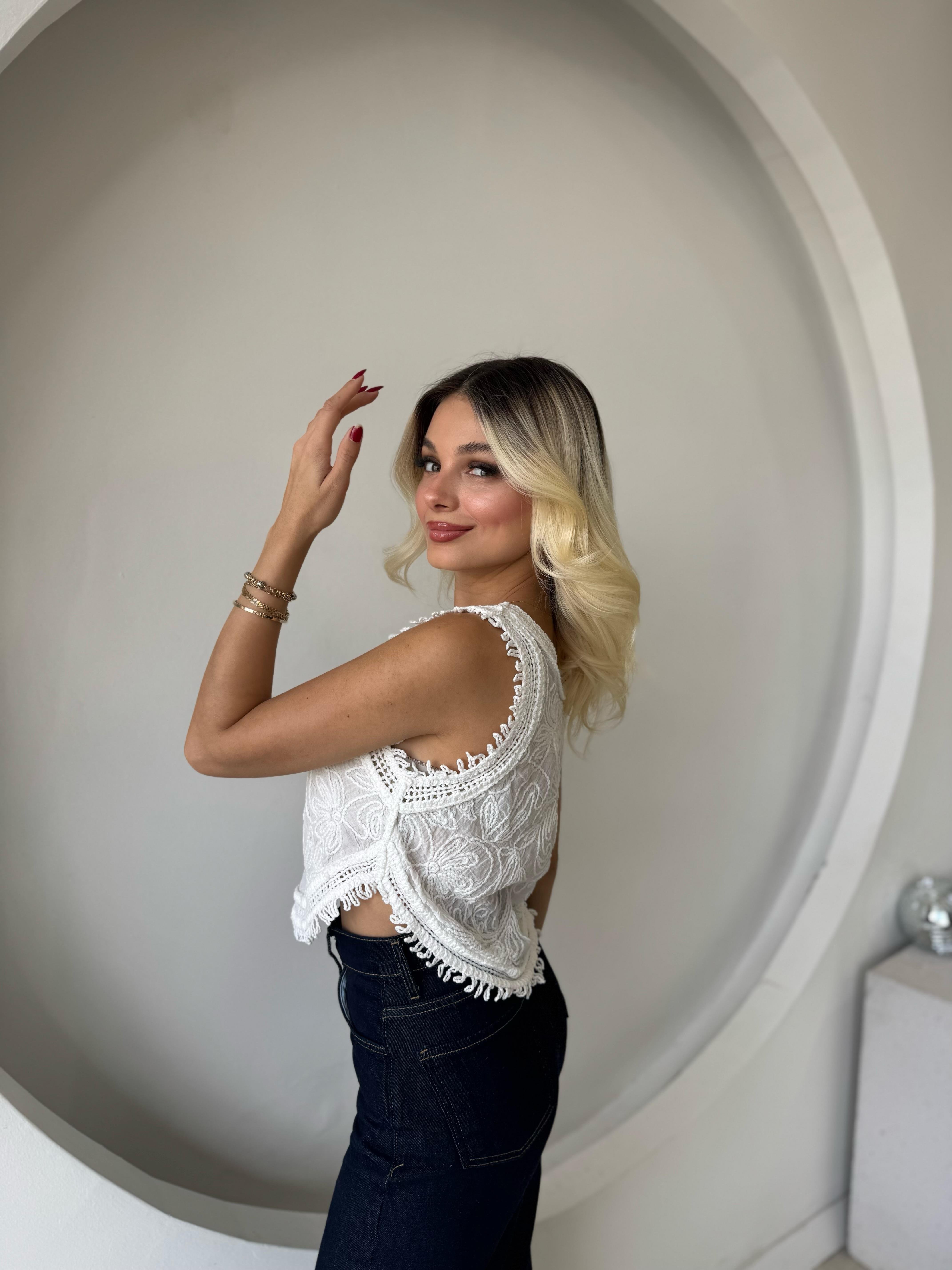 KETEN İŞLEMELİ BLUZ