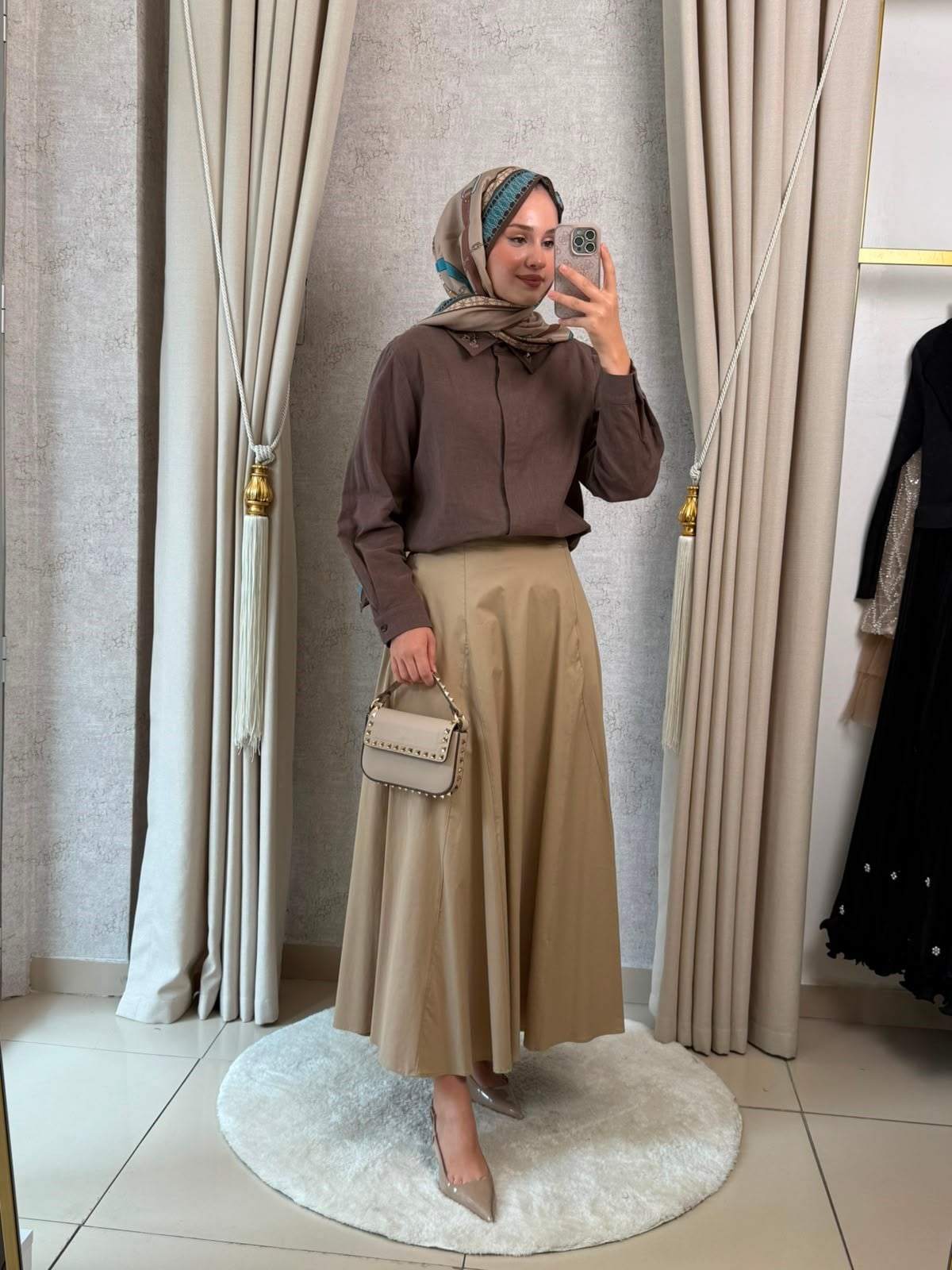 Miori Floren Etek bej