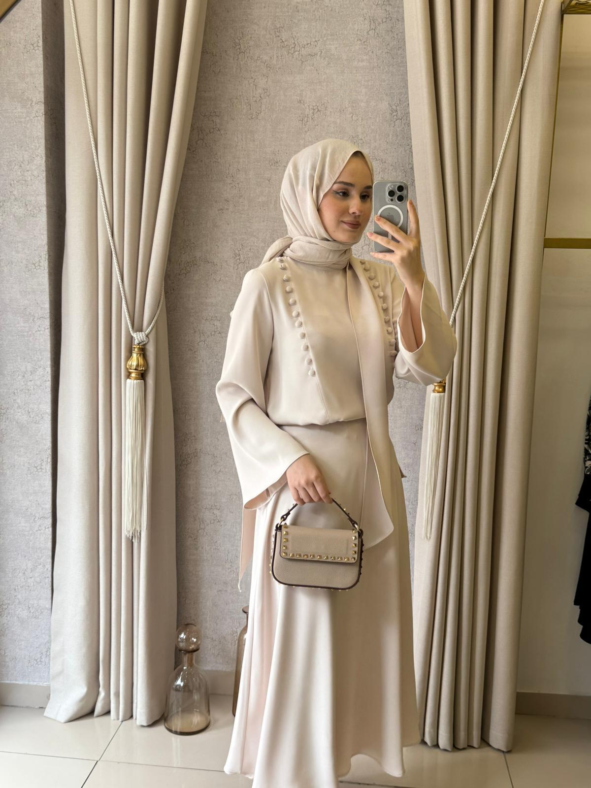 Miori Misse Brit Düğmeli Etekli Takım Taş