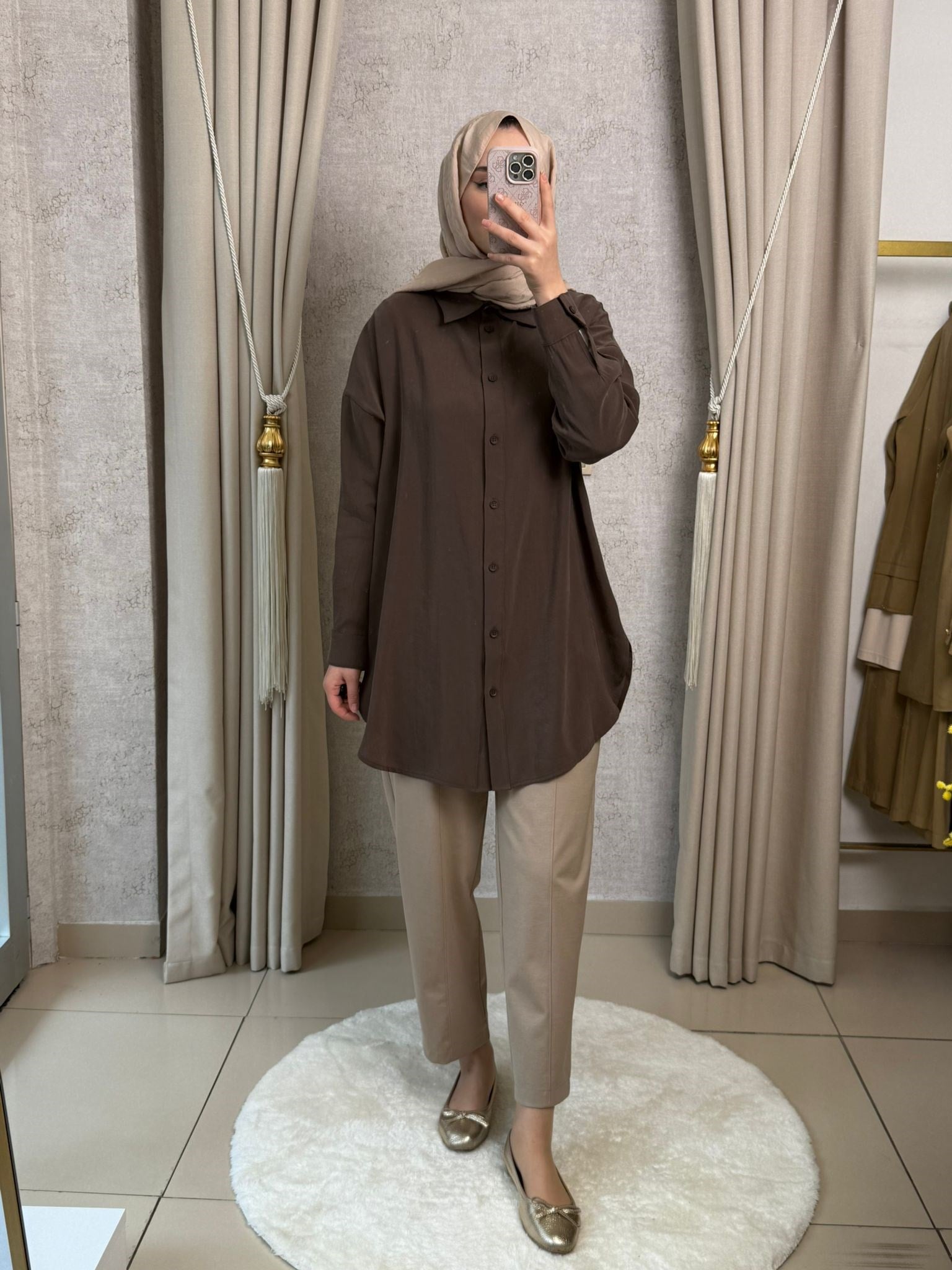 Tığ Triko 4037 Saten Yüzlü Oversize Gömlek Kahverengi