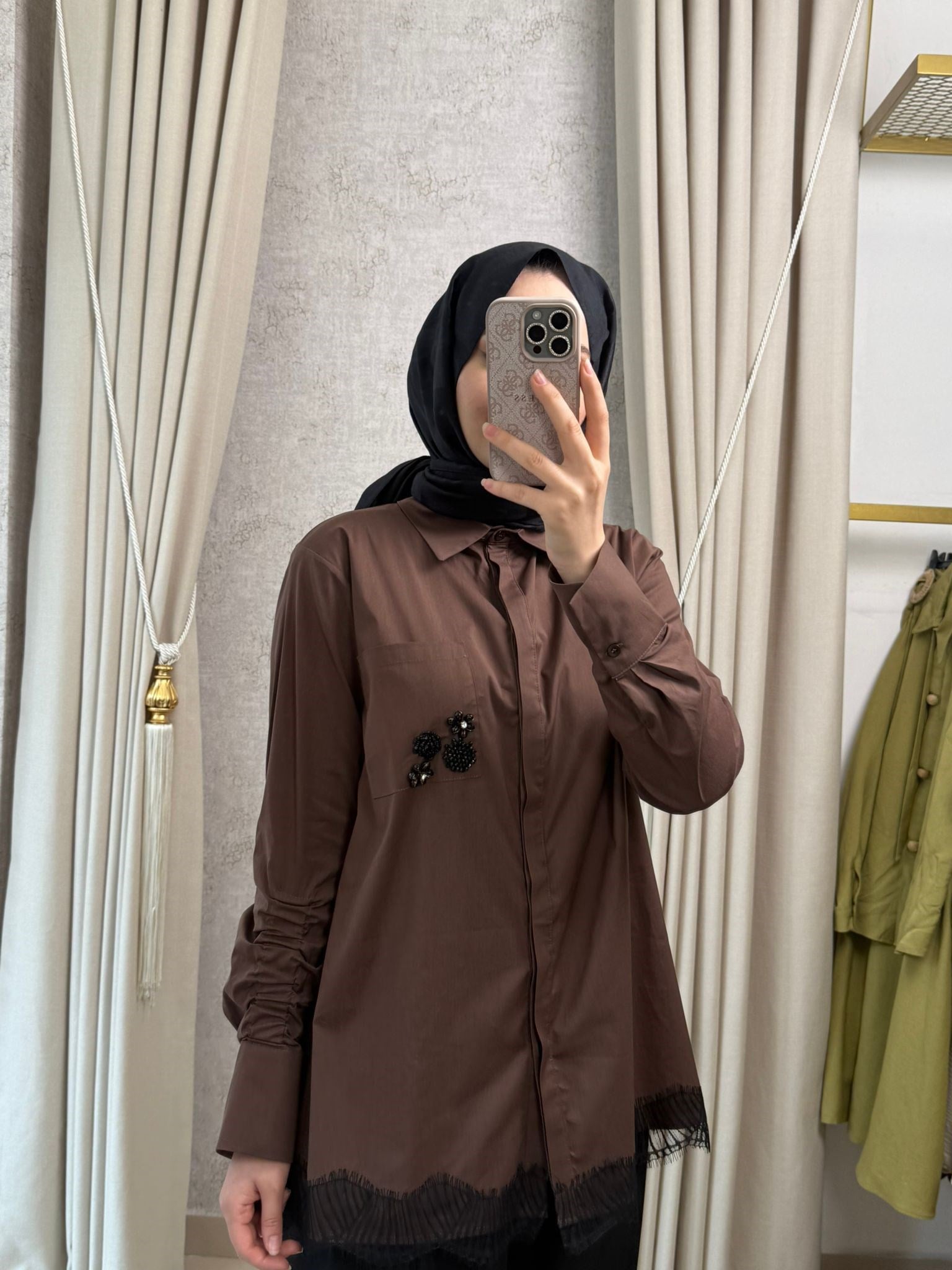 Tığ Triko 4054 Broş Ve Dantel Detaylı Gömlek Kahverengi