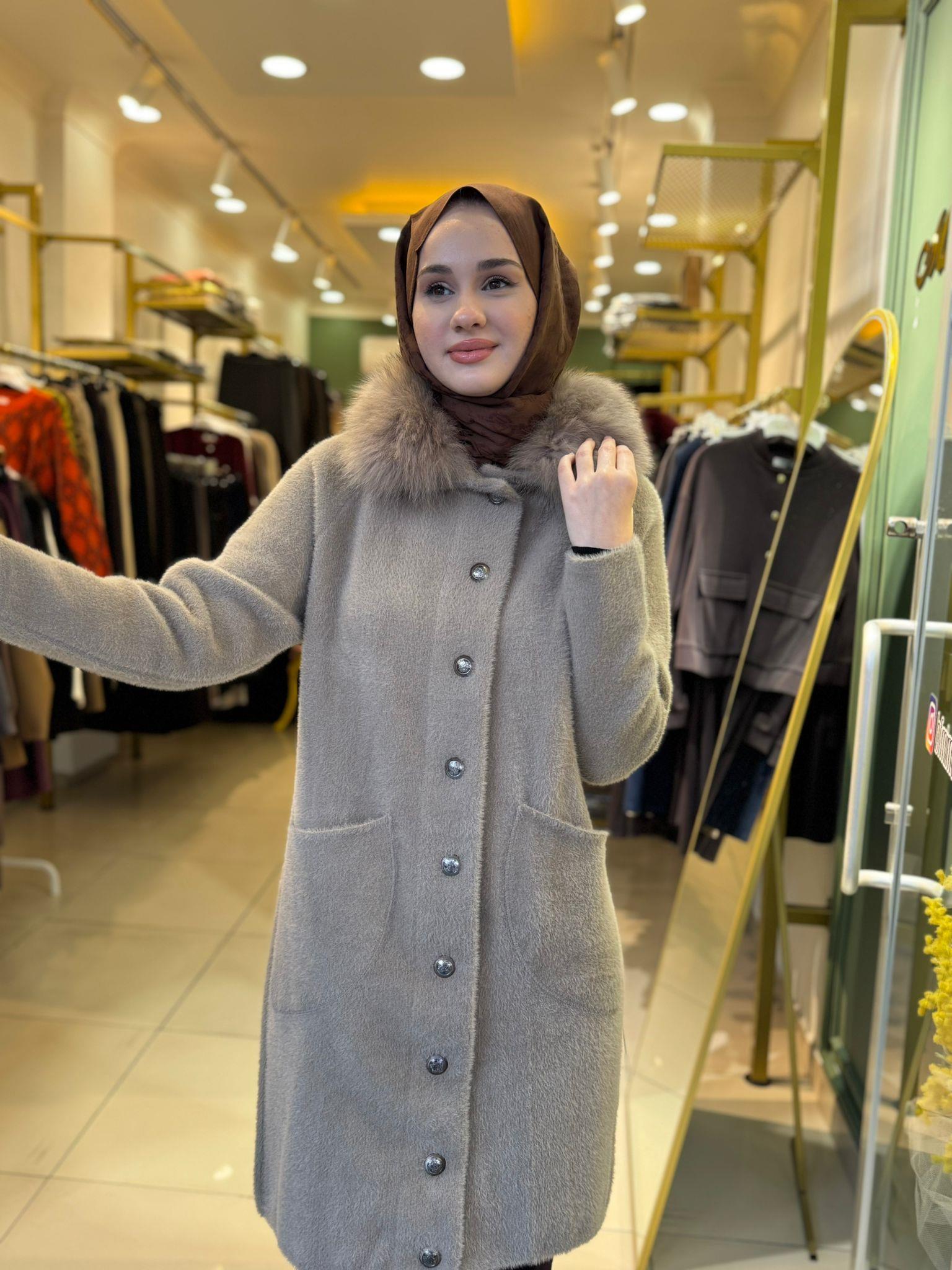 Nuss 7011 Yakası Kürklü Angora Kaban bej