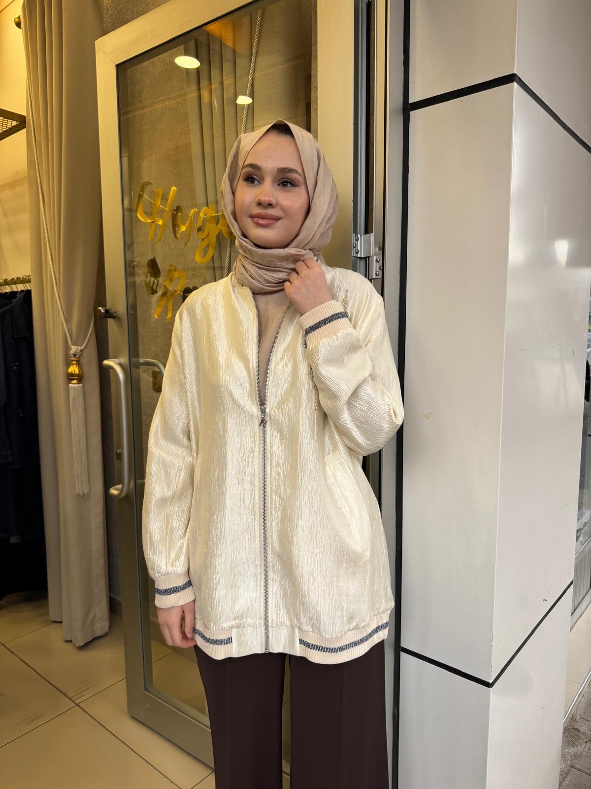 Nuss 6038 Yaka Boncuk İşlemeli Kap Ekru
