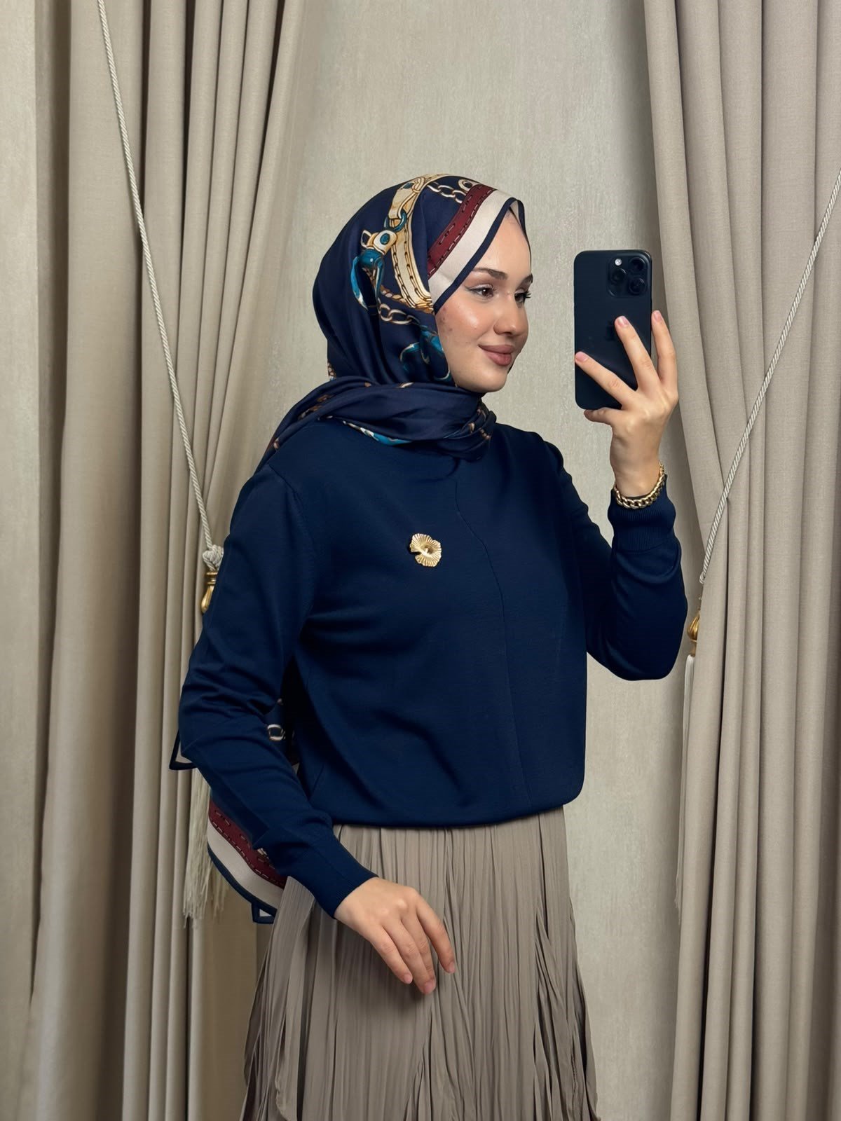 Nuss 200 Broş Detaylı Yarım Balıkçı Yaka Merserize Kazak Lacivert