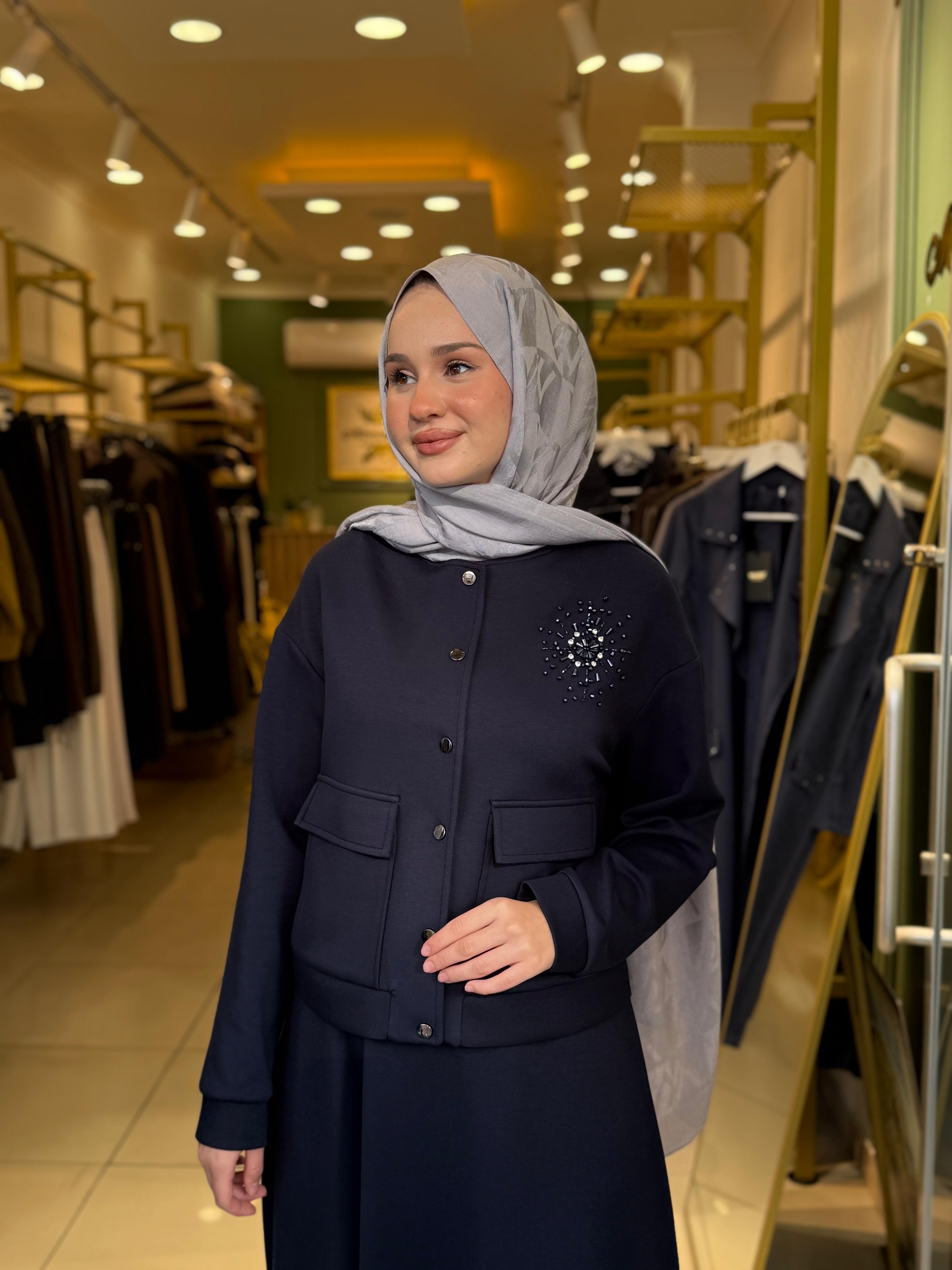 Nuss 1015 Yaka Boncuk İşleme Detaylı Etekli Takım Lacivert