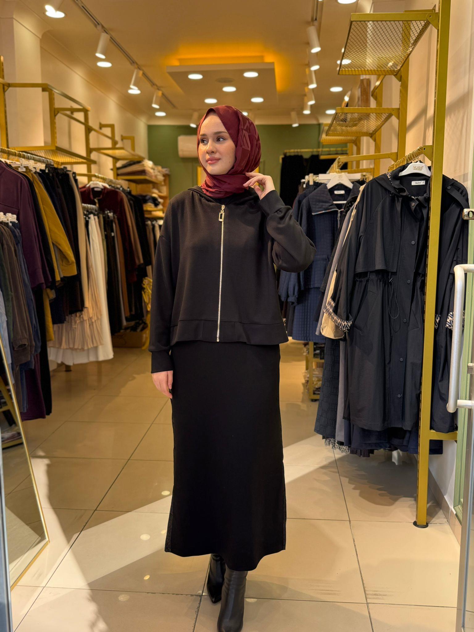 Nuss 1038 Etekli Takım Siyah
