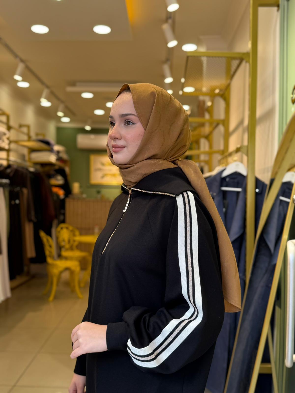 Nuss 1041 Yaka Fermuar Detaylı Takım Siyah