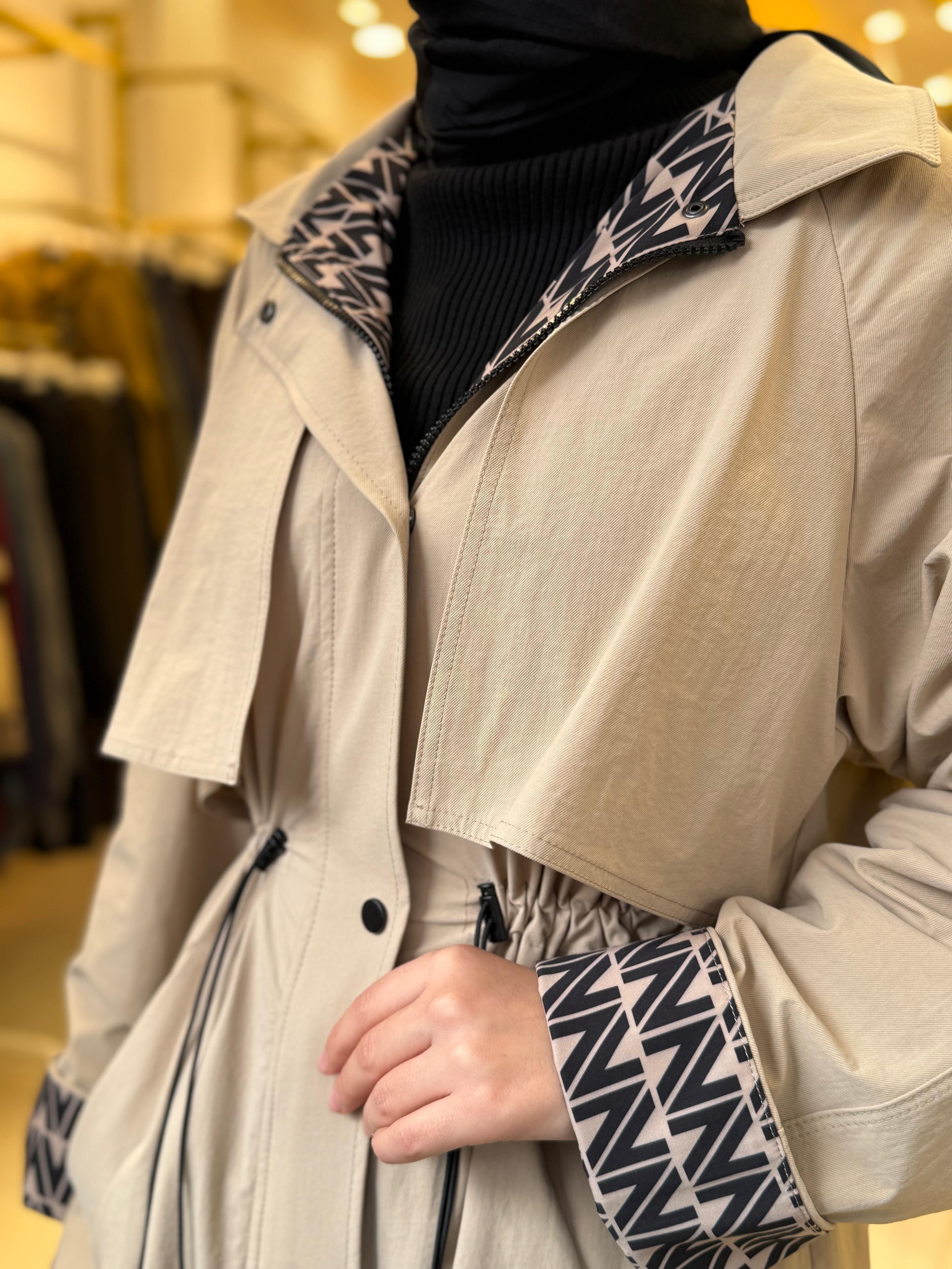 Nuss 6033 Kapüşon Ve Kol Yazı Detaylı Trench Camel