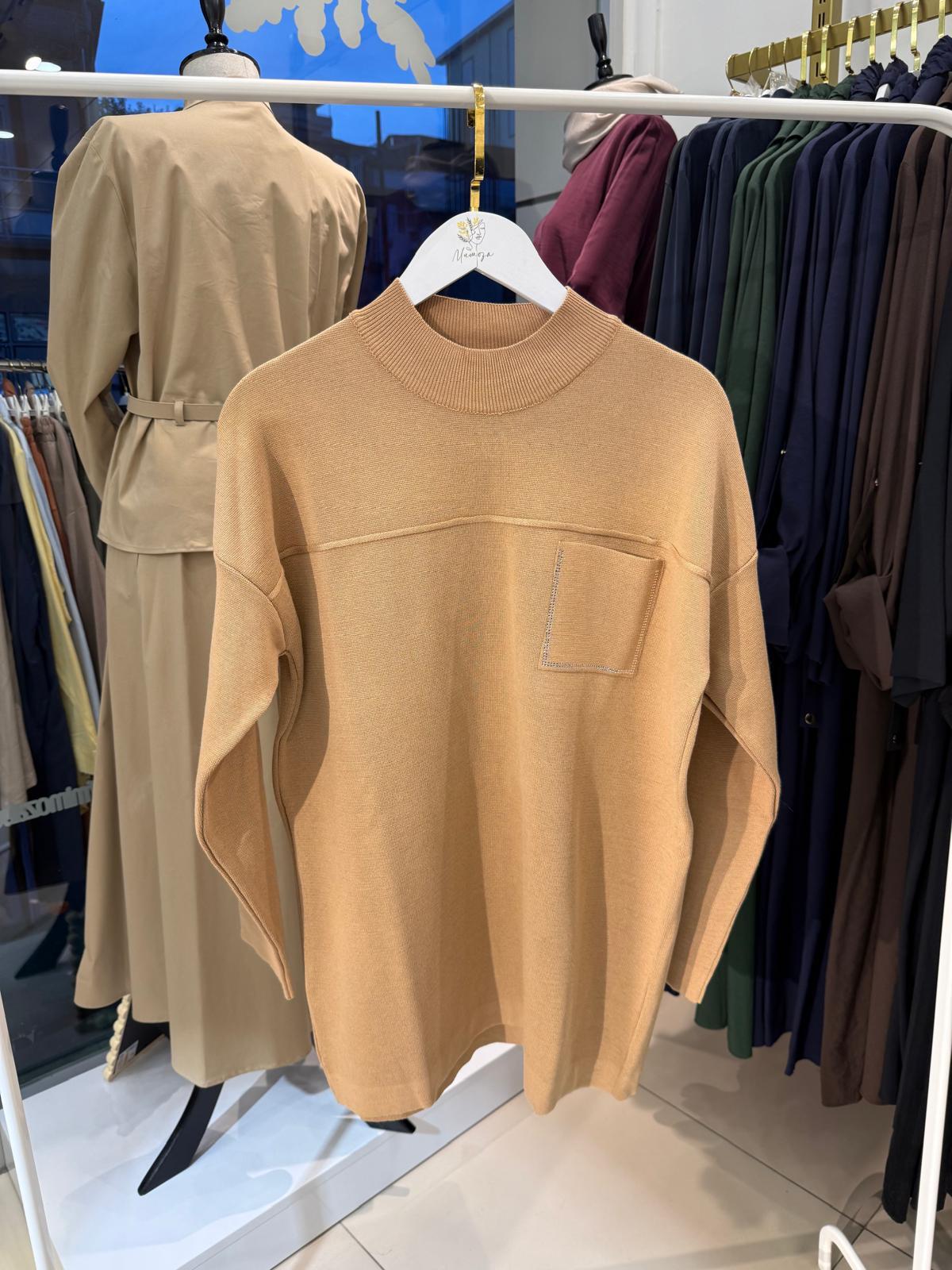 Nuss 7009 Cep Taş İşlemeli Tunik Camel