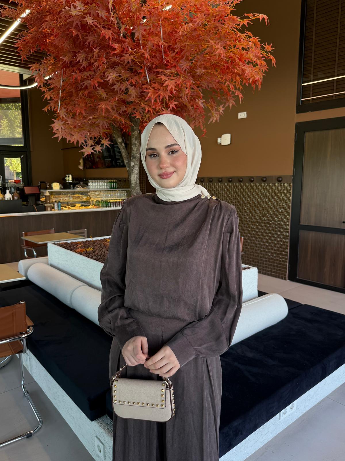 Miori Bois Taşlanmış İpek Pantolonlu Takım Kahverengi