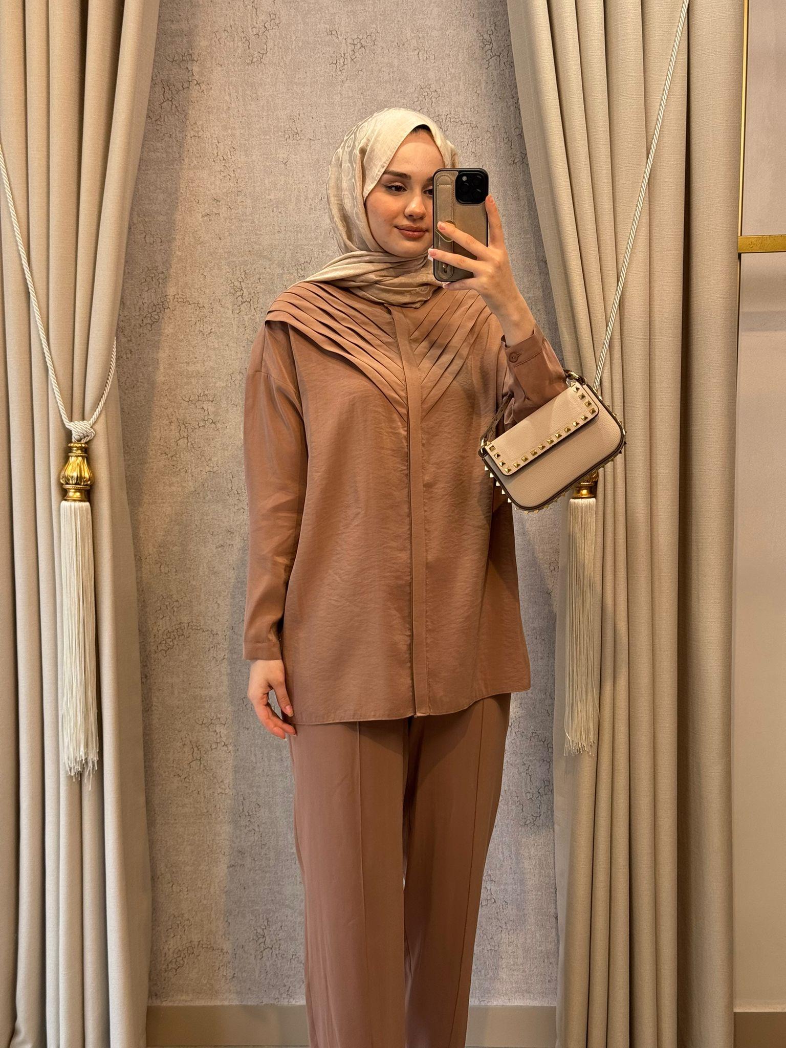 Nuss 1071 Pantolonlu Takım Çikolata