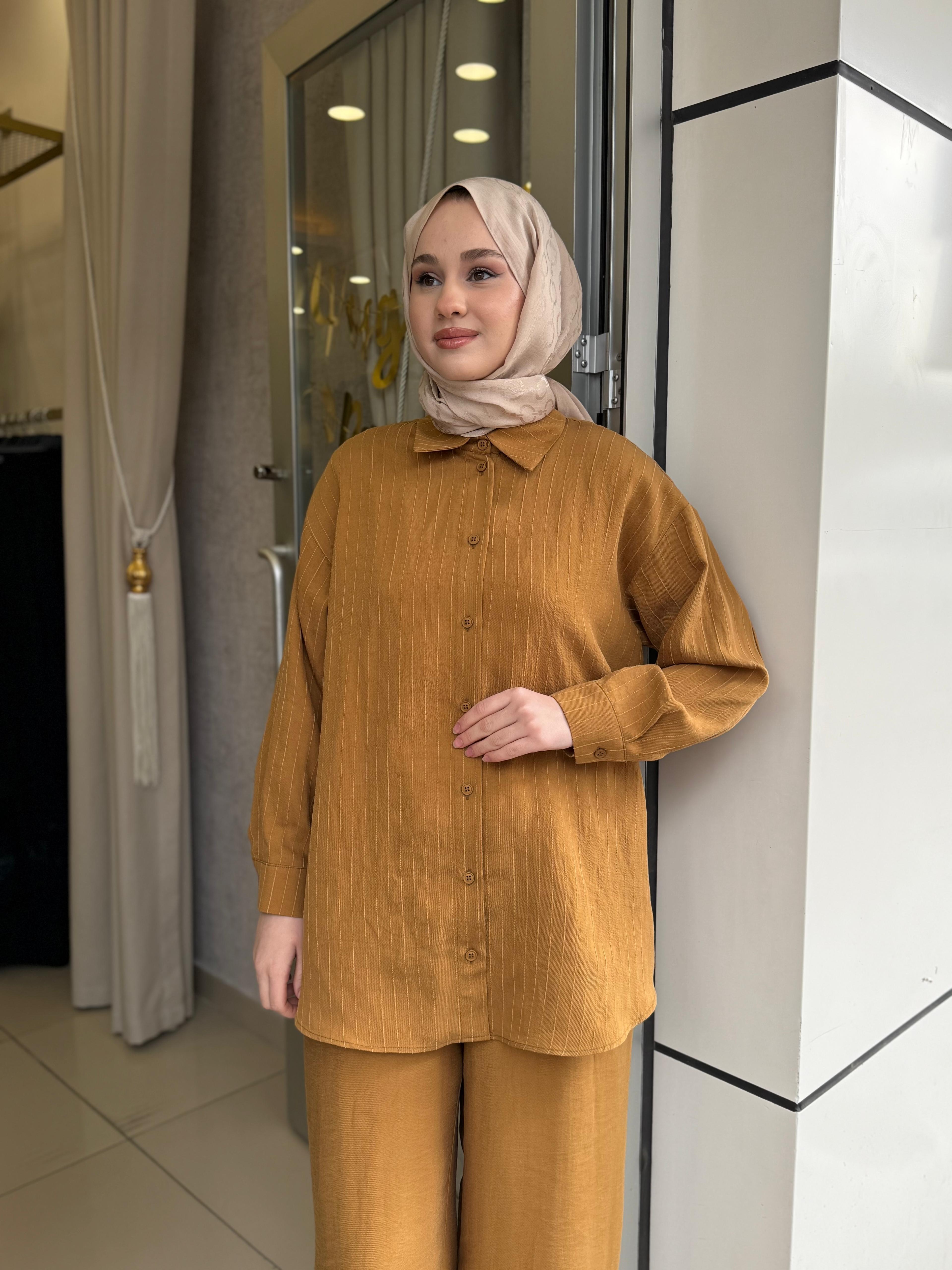 Nuss 1081 Kendinden Çizgili Pantolonlu Takım Kehribar