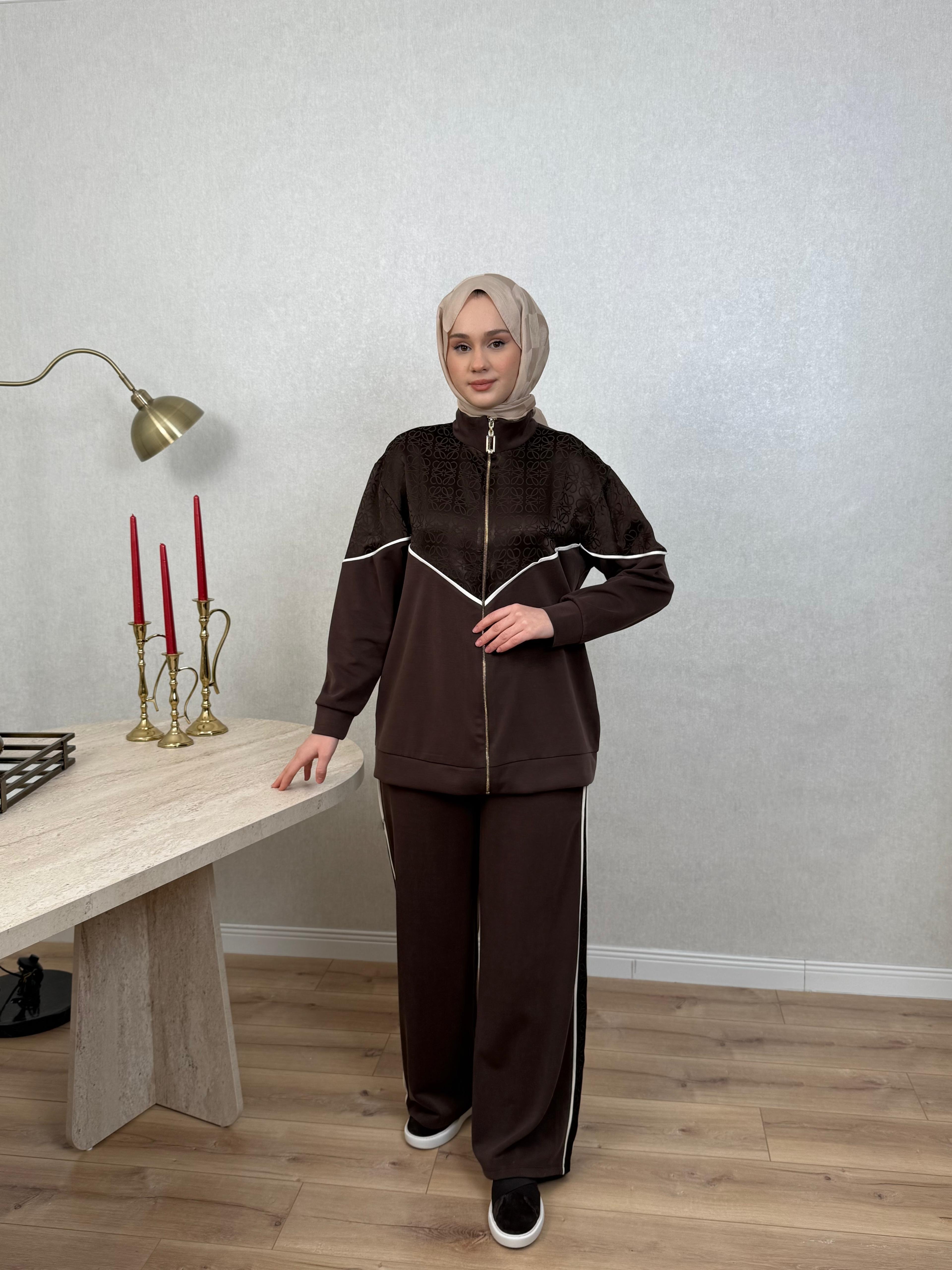 Nuss 1095 Jakar Detaylı Bambu Pantolonlu Takım Kahverengi
