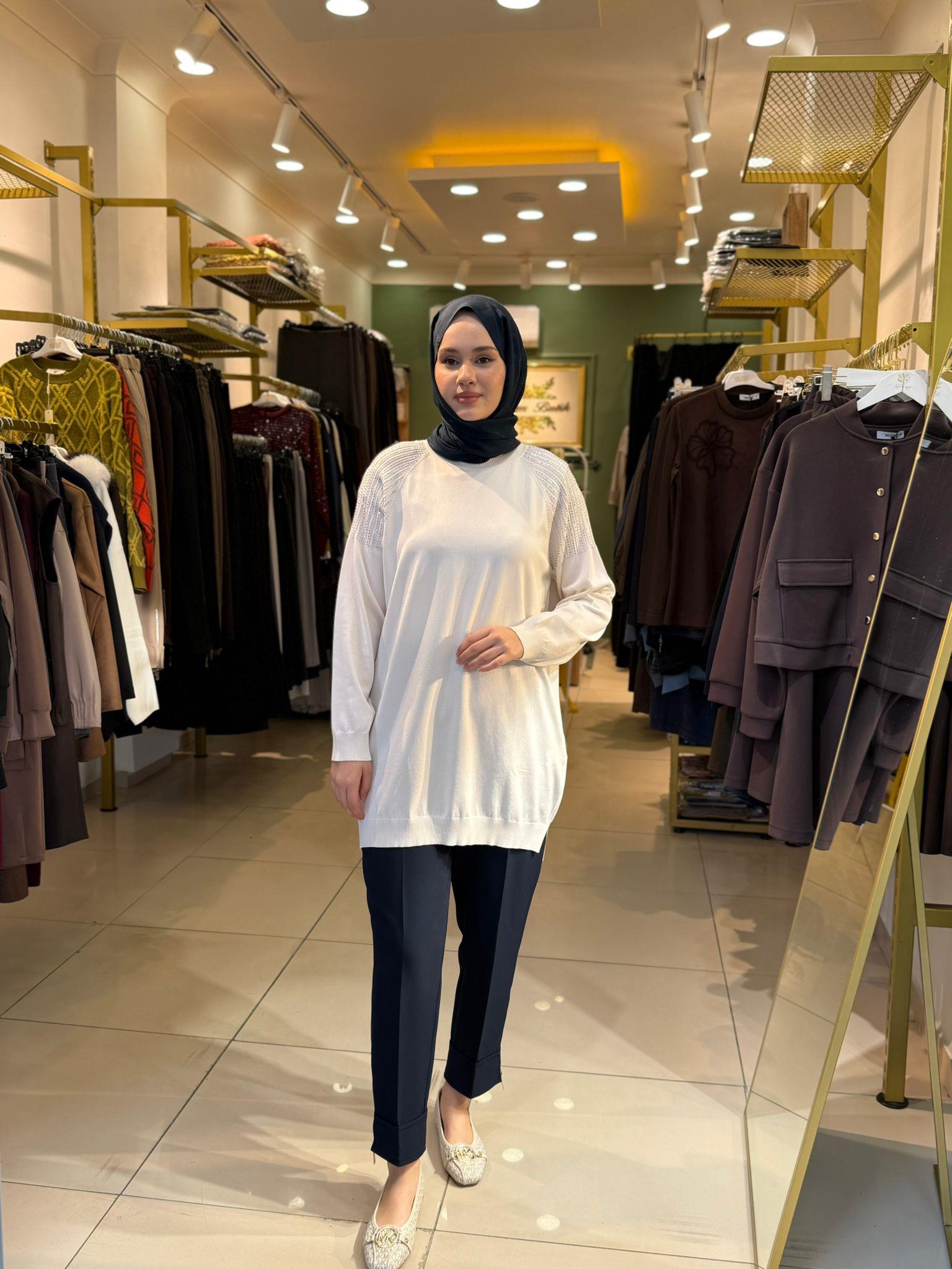 Tığ Triko Omuzlar Taş Baskılı Rayon Tunik 21723 Ekru