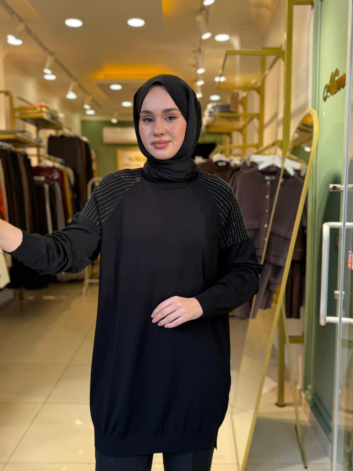 Tığ Triko Omuzlar Taş Baskılı Rayon Tunik 21723 Siyah