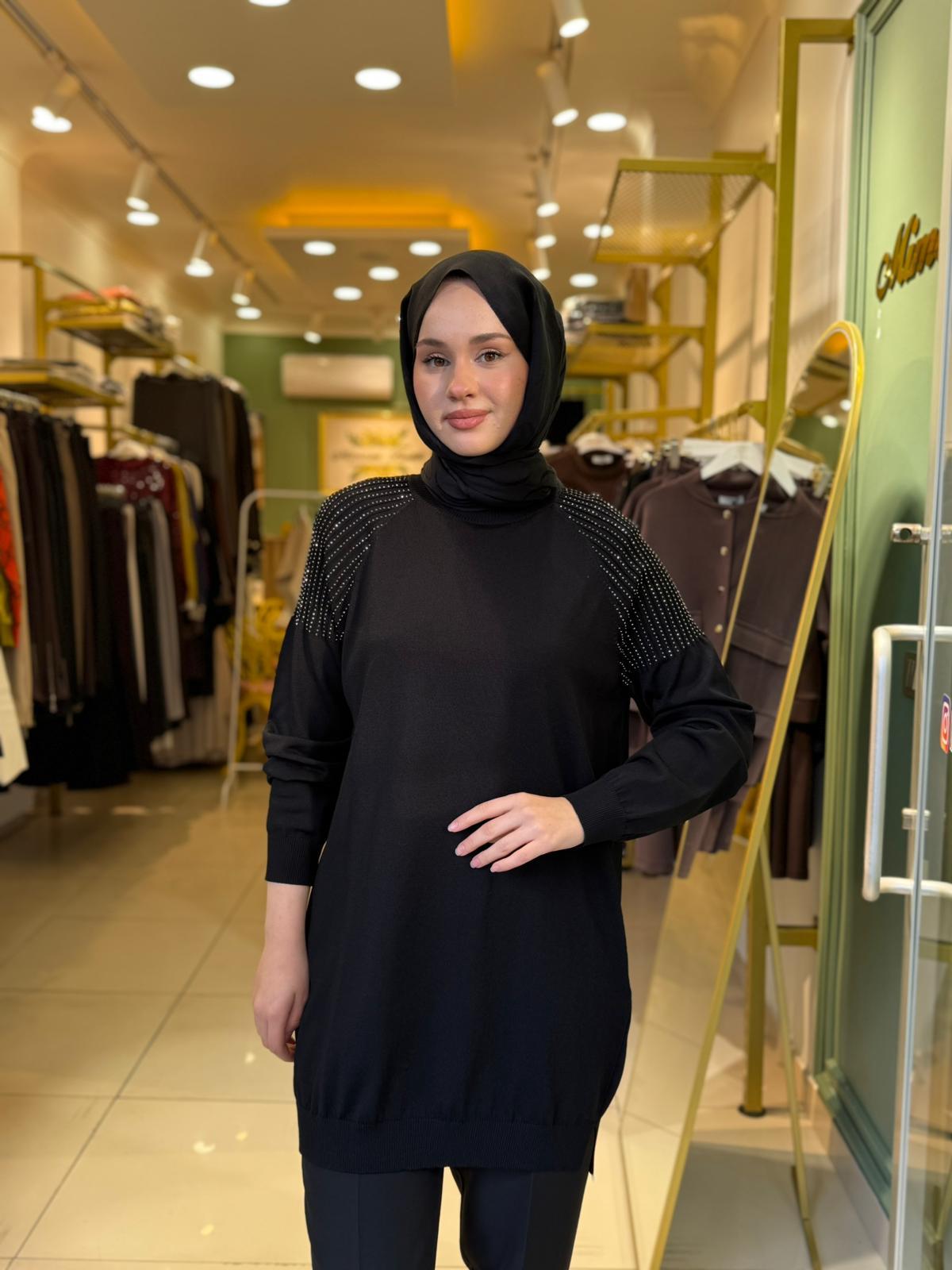 Tığ Triko Omuzlar Taş Baskılı Rayon Tunik 21723 Siyah