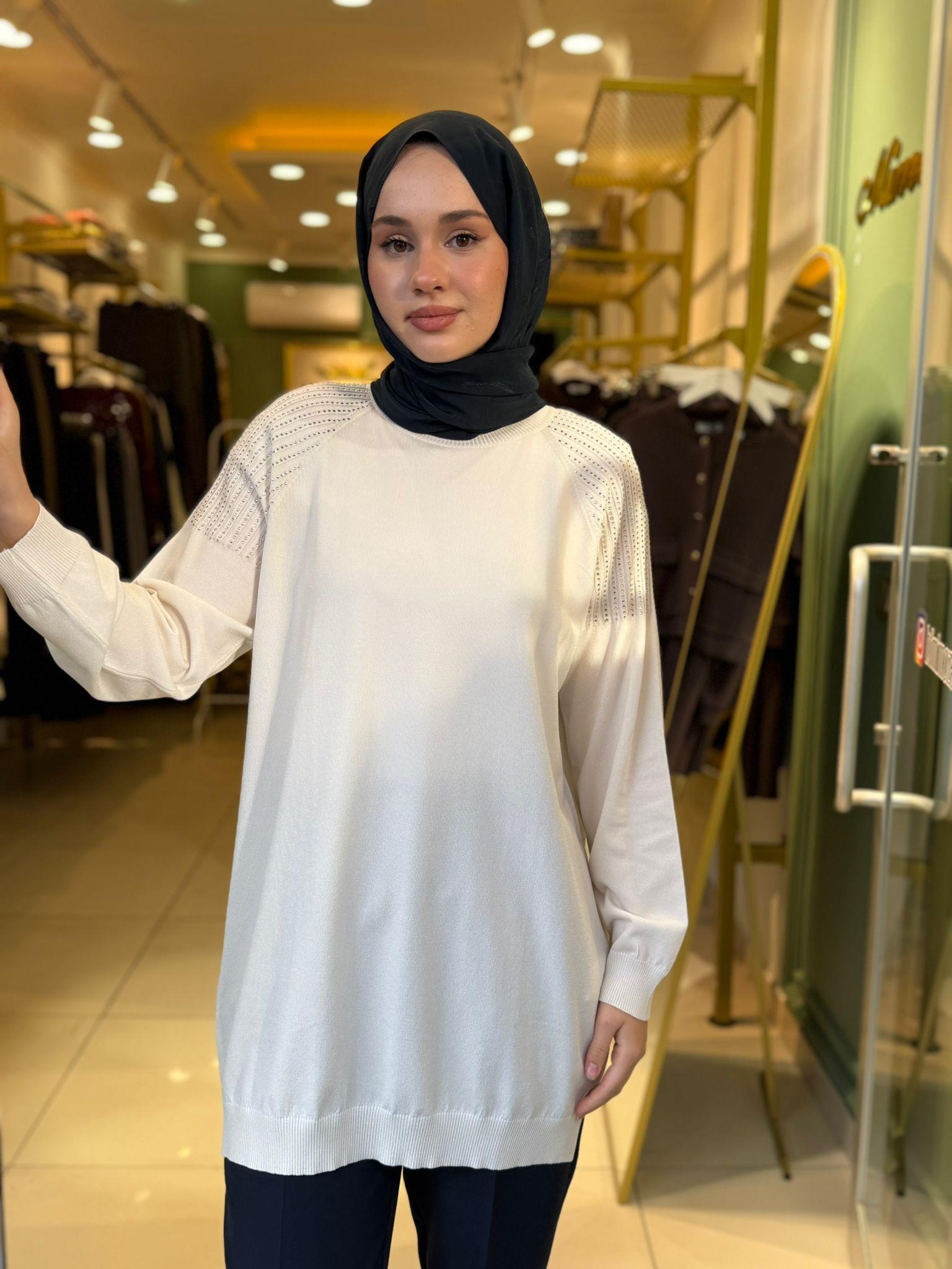 Tığ Triko Omuzlar Taş Baskılı Rayon Tunik 21723 Ekru