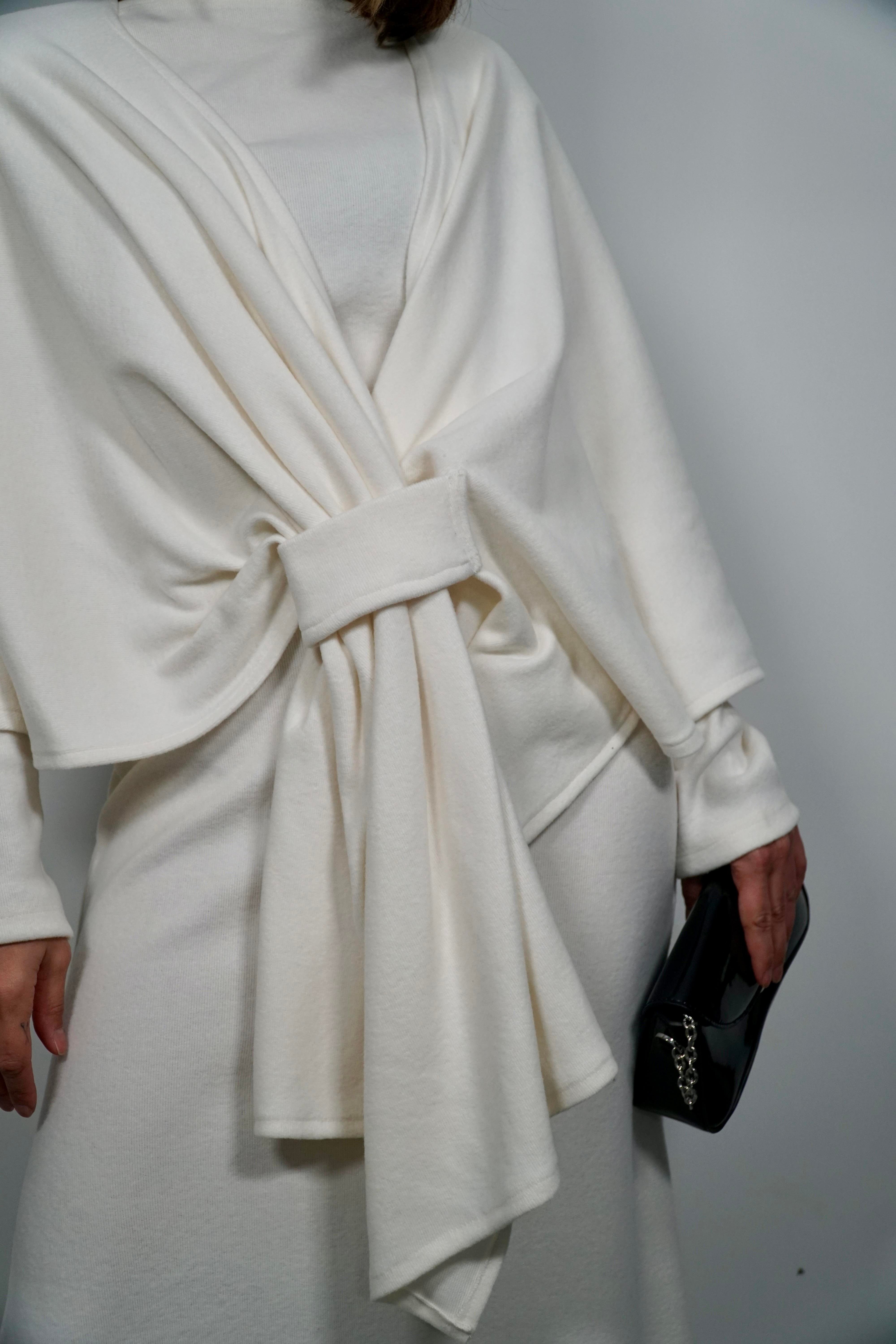 Yumoş Kumaş Pelerin Model