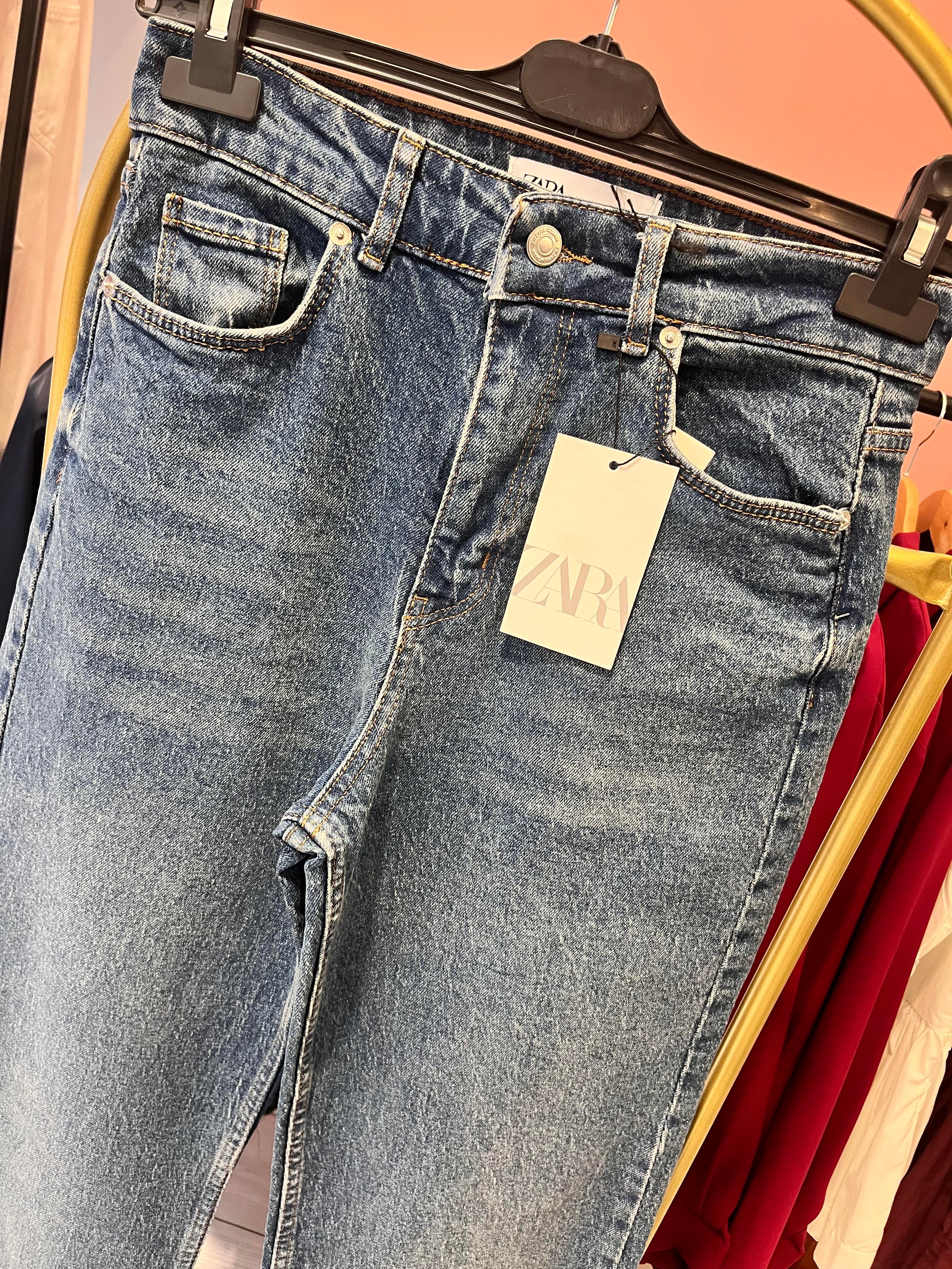 Kesik Paça Mom Jean