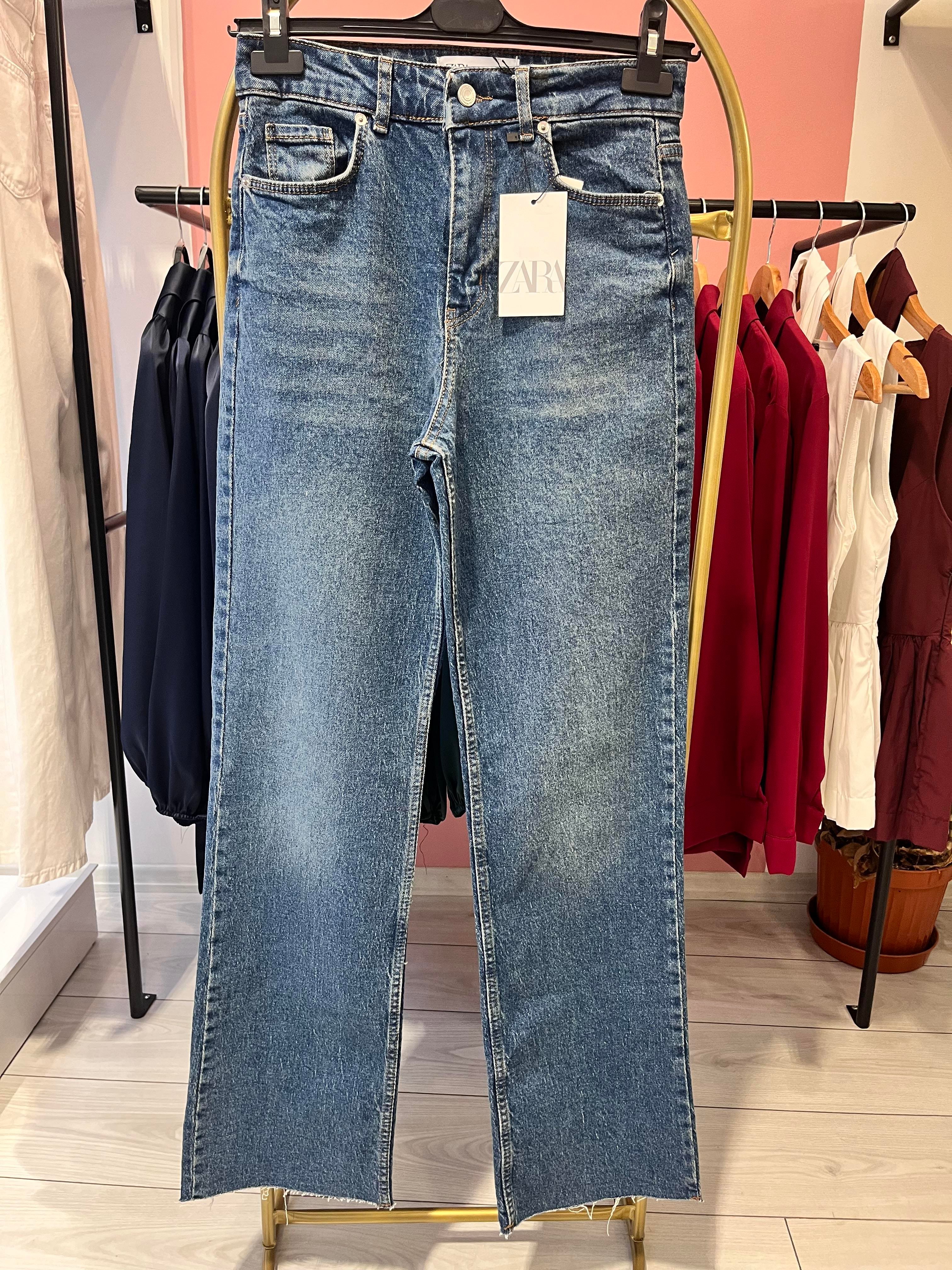 Kesik Paça Mom Jean