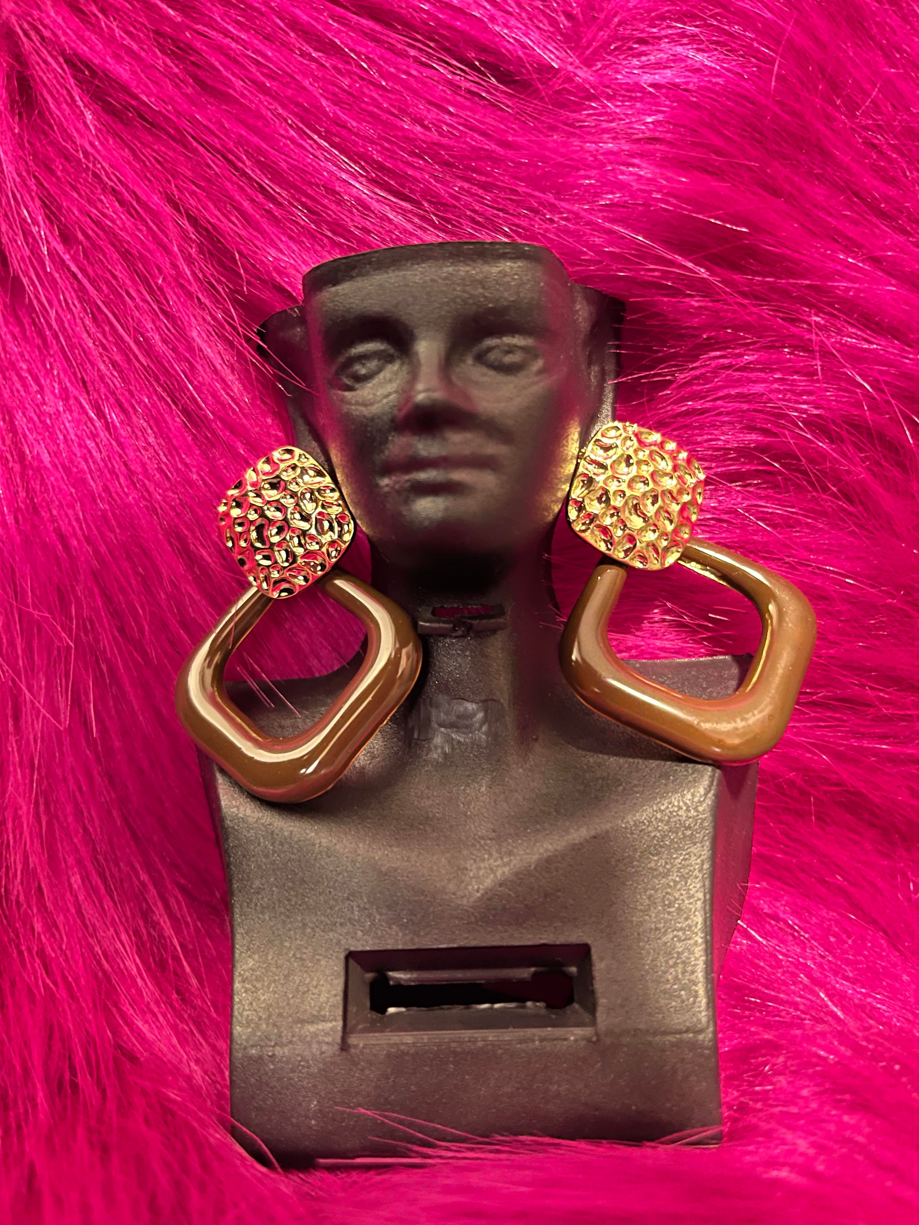 Marka Model Küpe