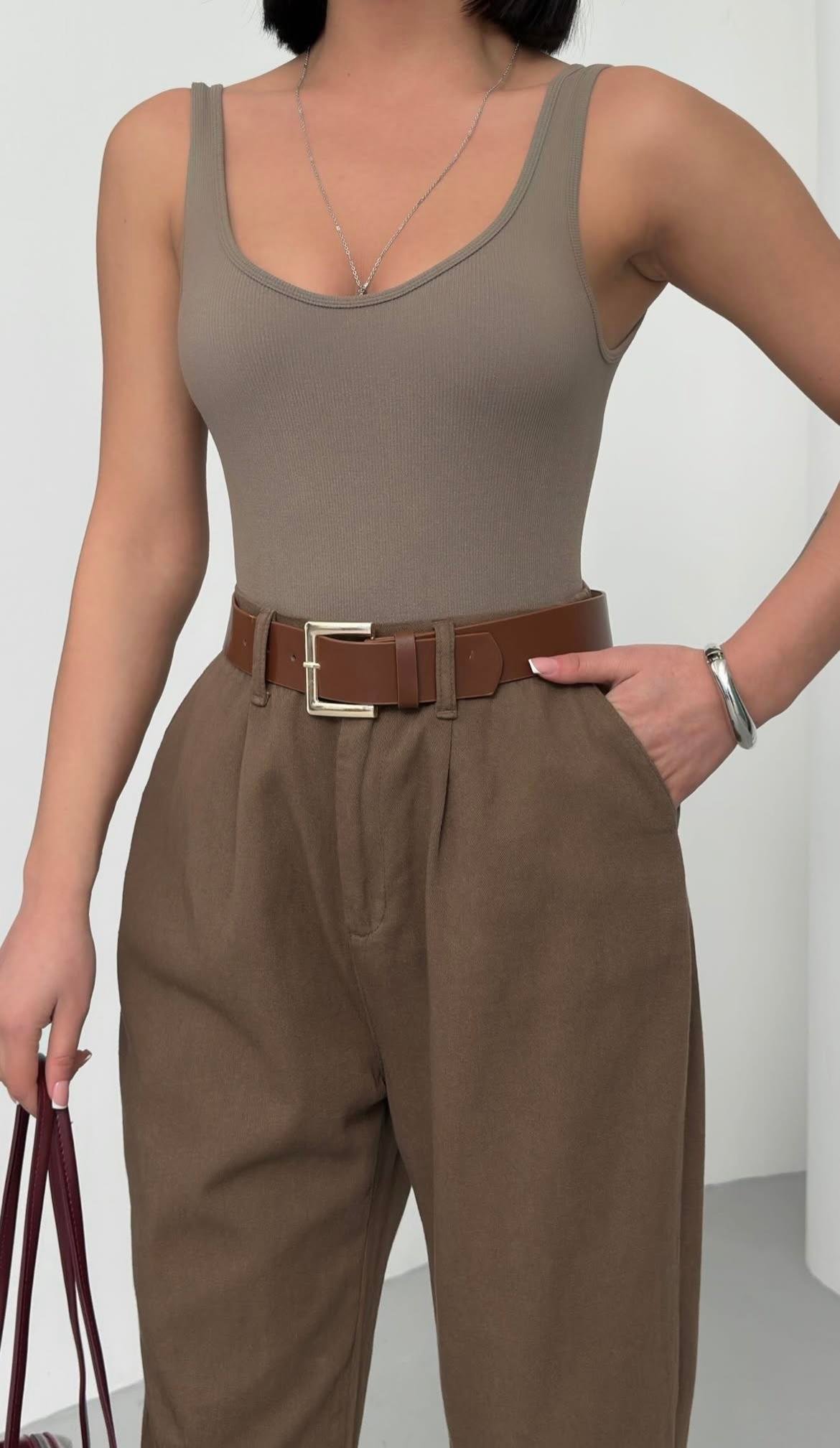 Premium Kalite Tok Kumaş Kemerli Pantolon