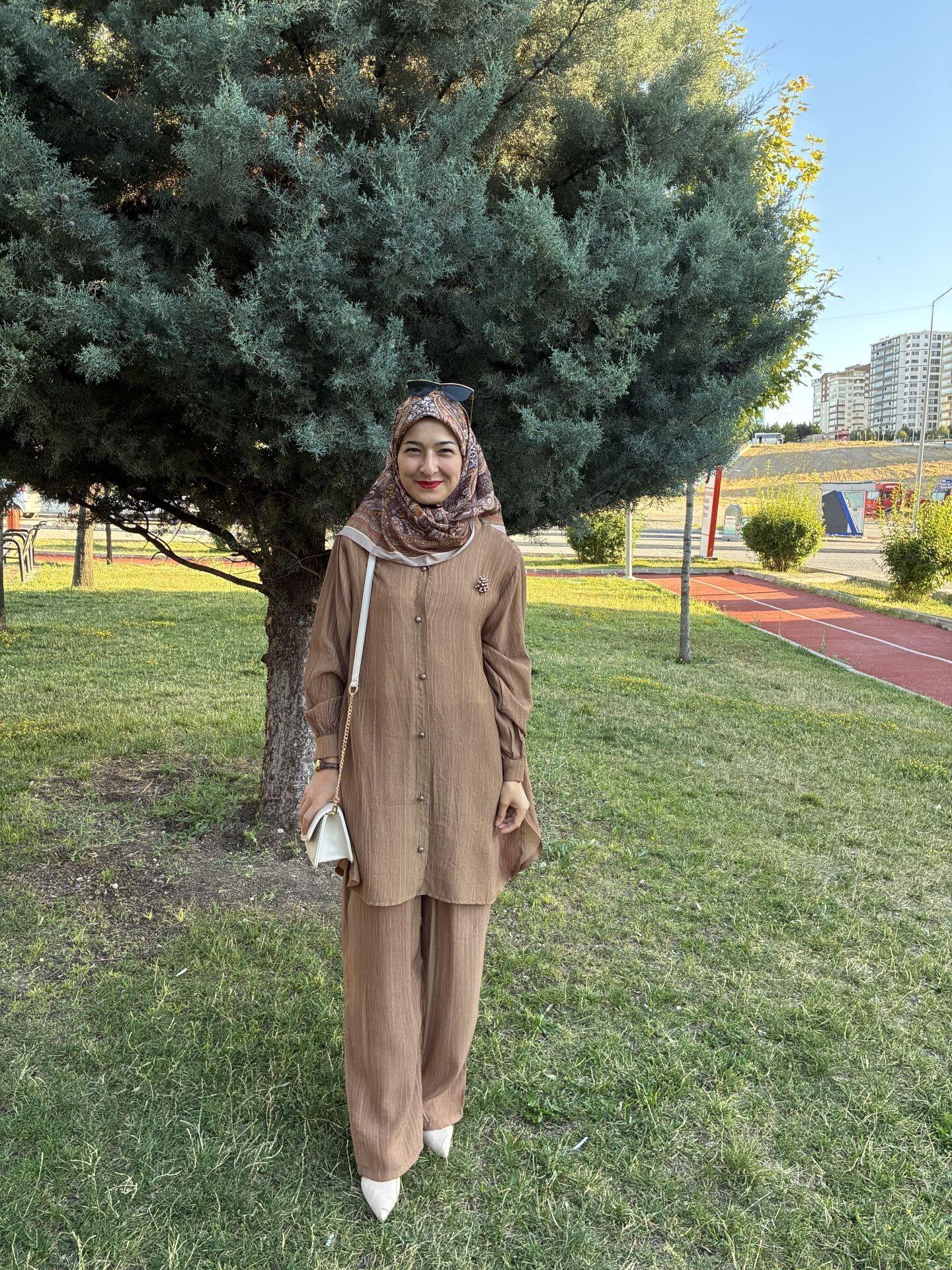 Kahverengi Çilek Kumaş Takım