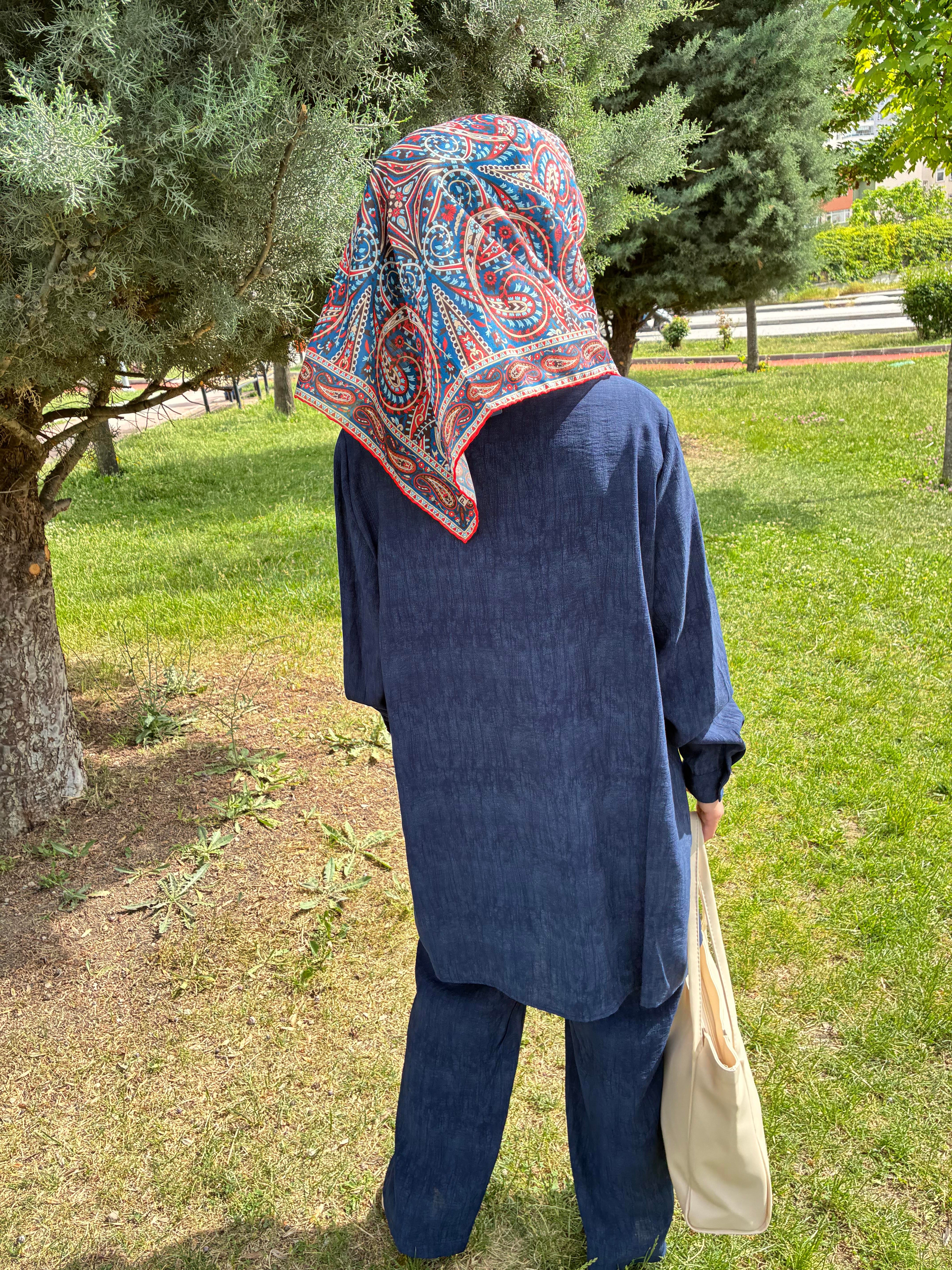 Kahverengi Çilek Kumaş Takım