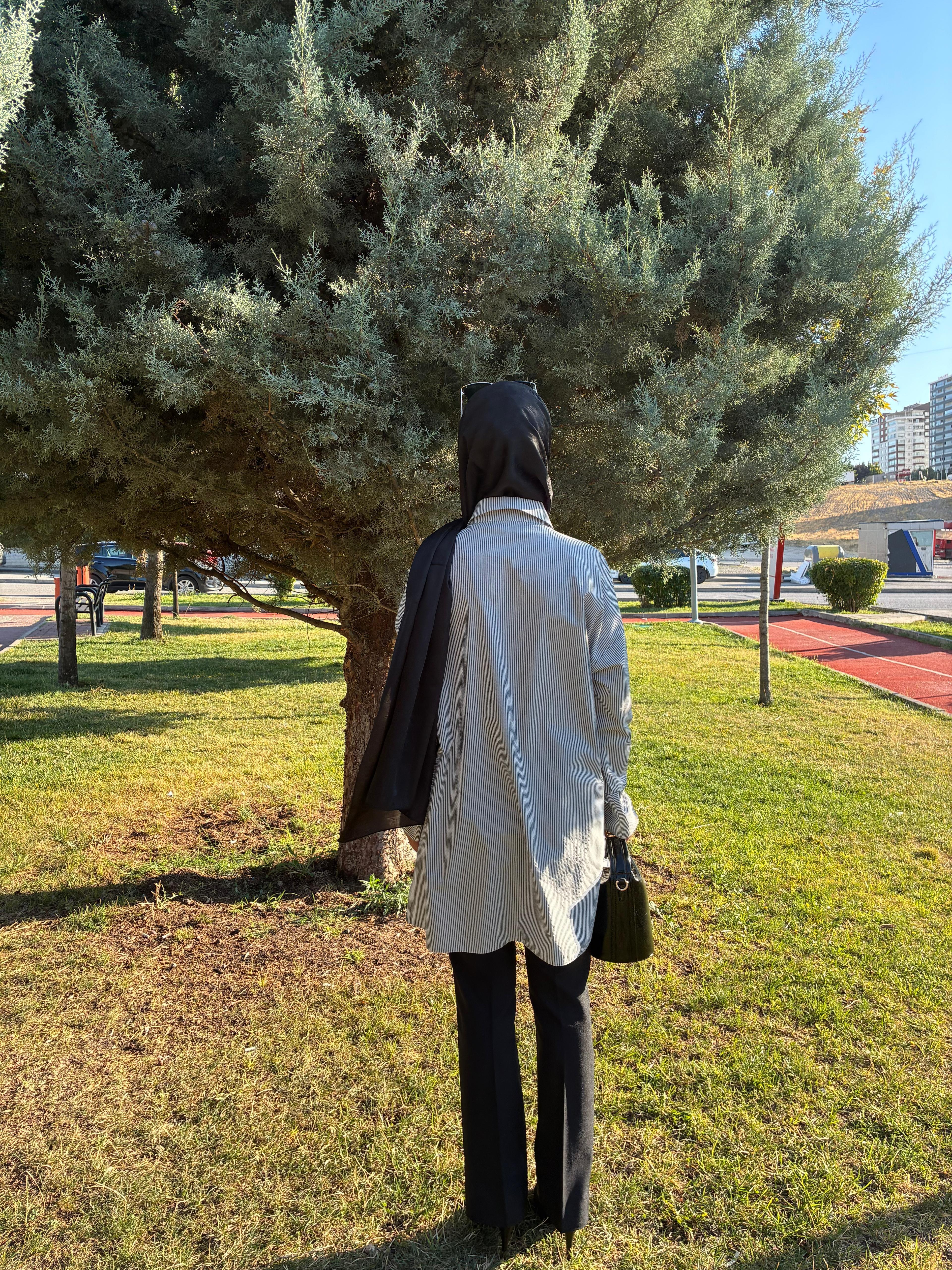 Siyah Çizgili Kolları İp Bağlamalı Tunik