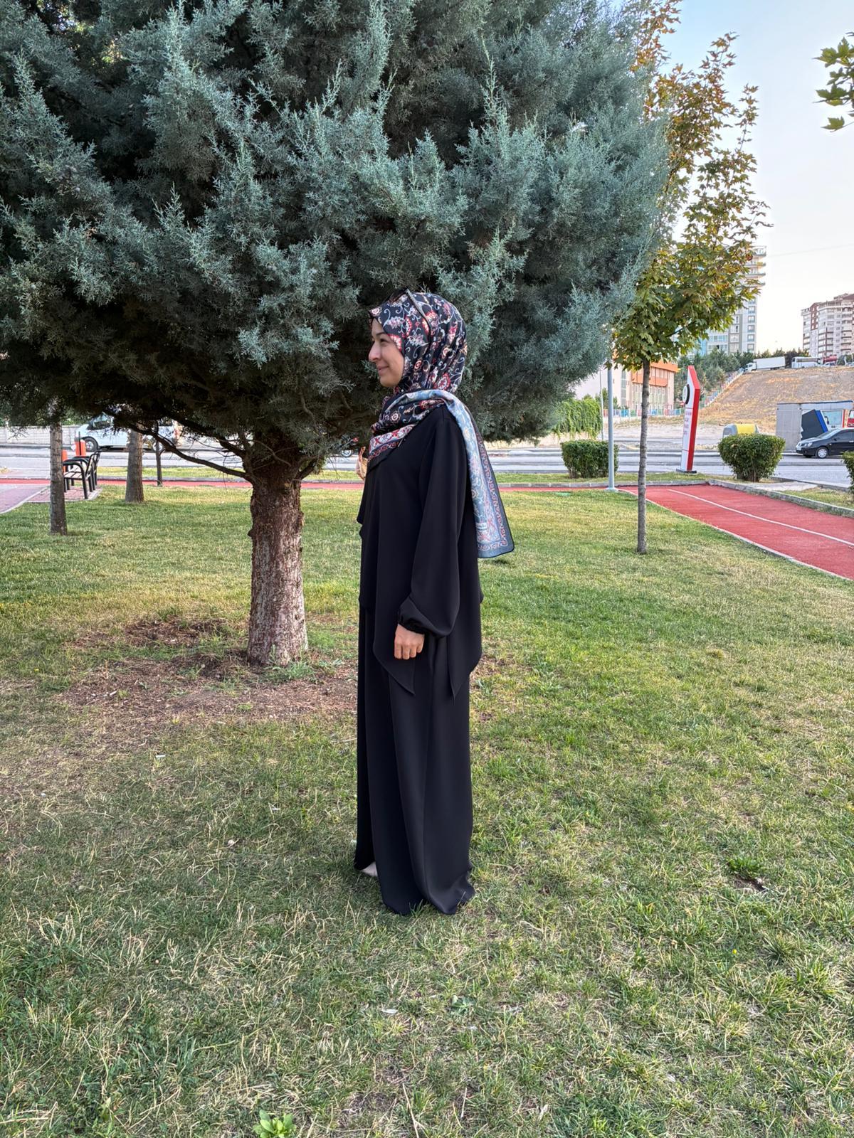 Siyah Nihan Marka Ferace