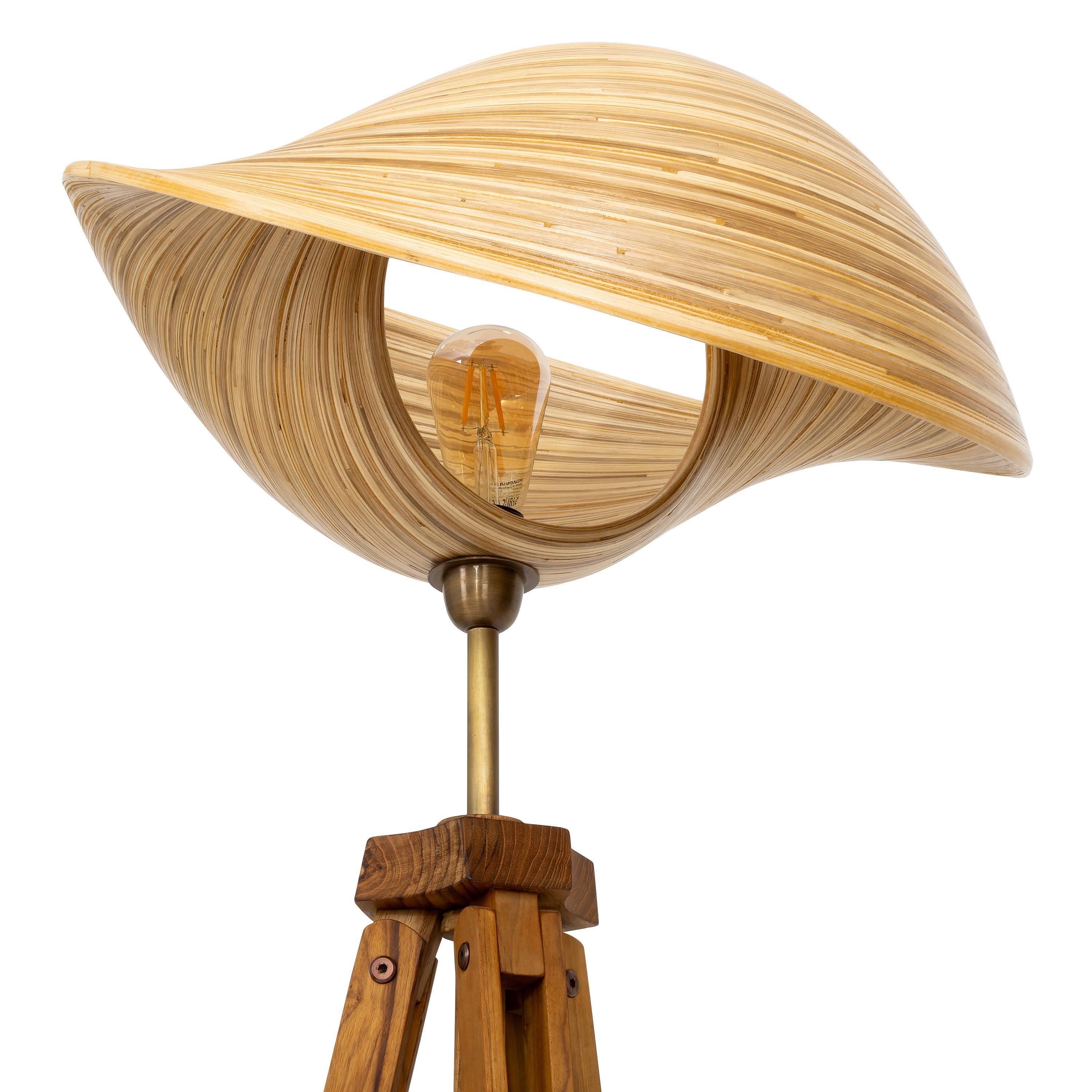 Bambu Tripod Aydınlatma  161 cm × 50 cm × 50 cm