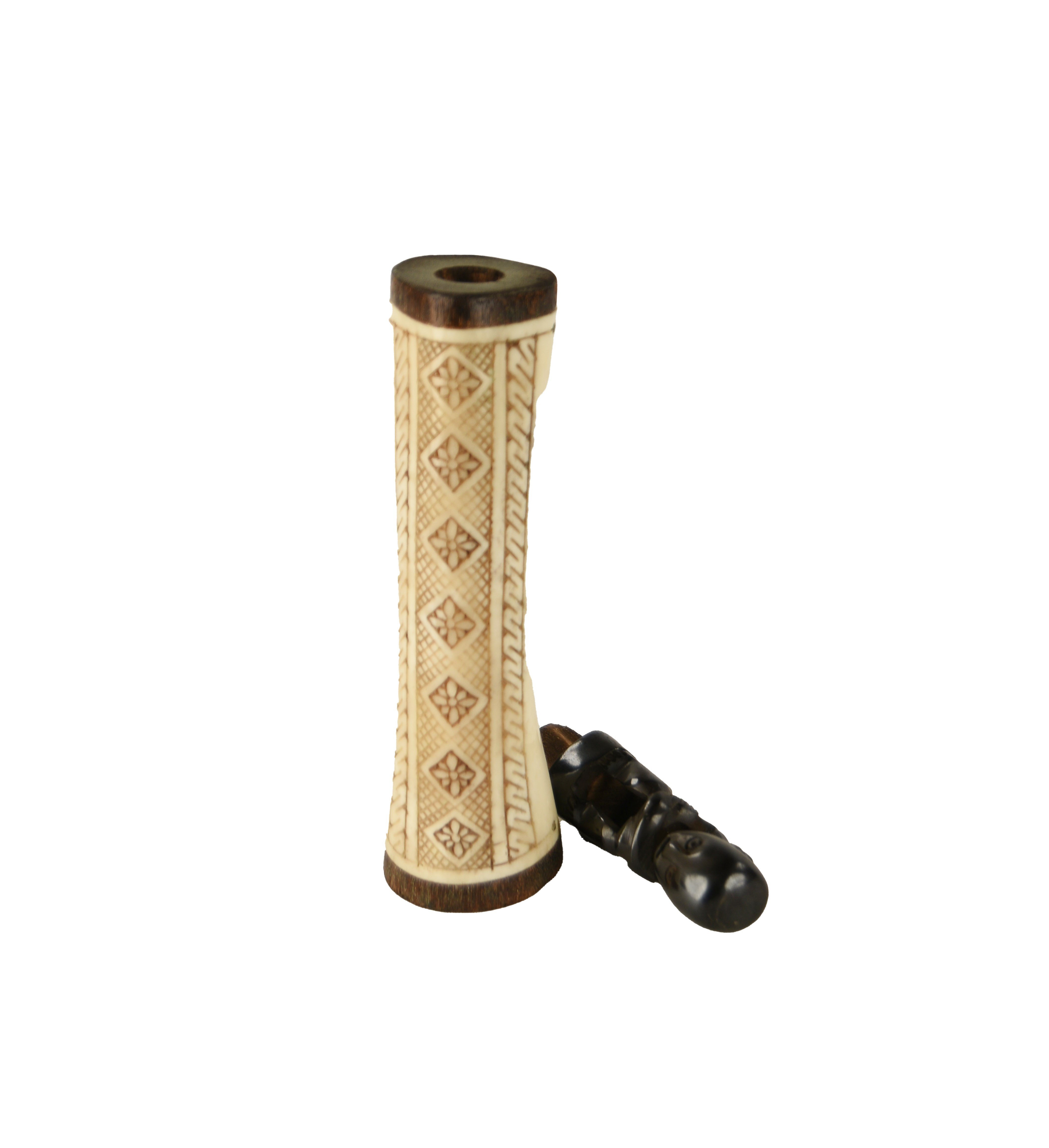 Yerli Figürü Oymalı Obje 24 cm