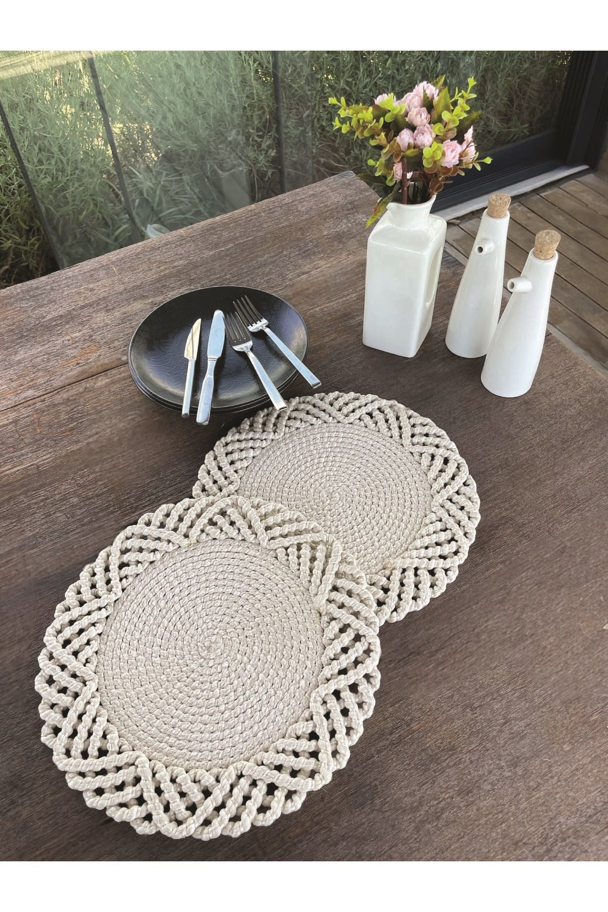 2'li Set Beyaz Amerikan Servis-Leke Tutmaz 33 x 33 cm