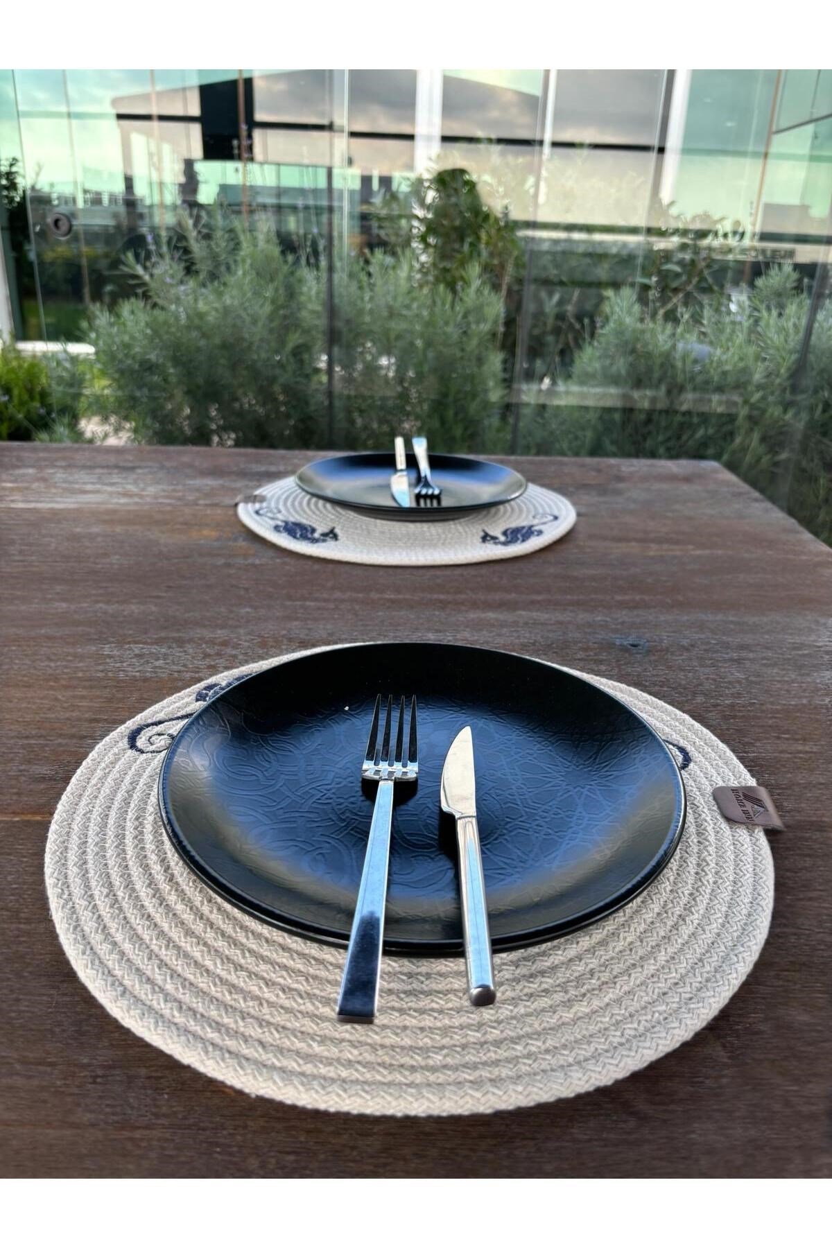 2'li Set Deniz Atı İşlemeli Amerikan Servis-Leke Tutmaz Natural 33 cm