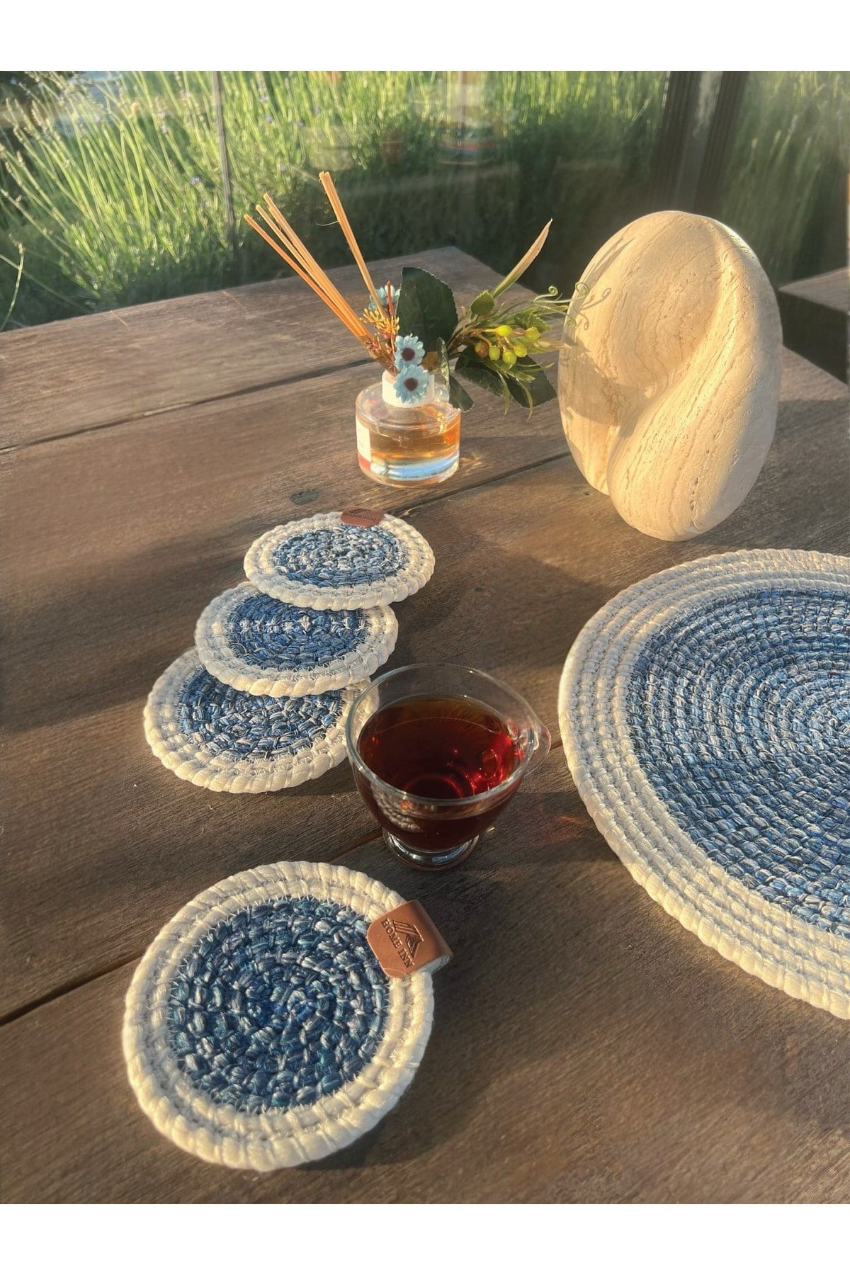 4 Adet Yuvarlak Bardak Altlığı- Leke Tutmaz- Beyaz-Mavi 13x13 cm