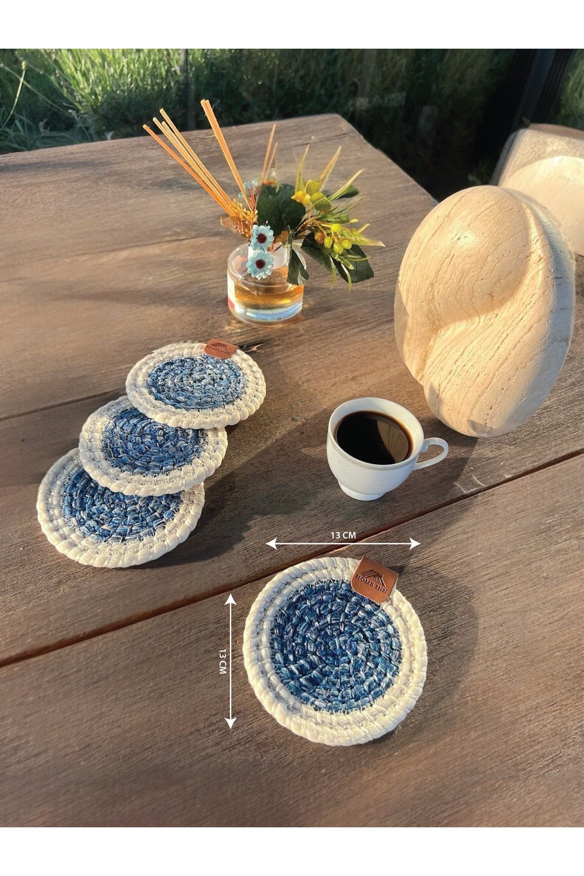 4 Adet Yuvarlak Dekoratif Bardak Altlığı Seti - Yuvarlak , Leke Tutmaz - Beyaz-mavi 13x13 Cm